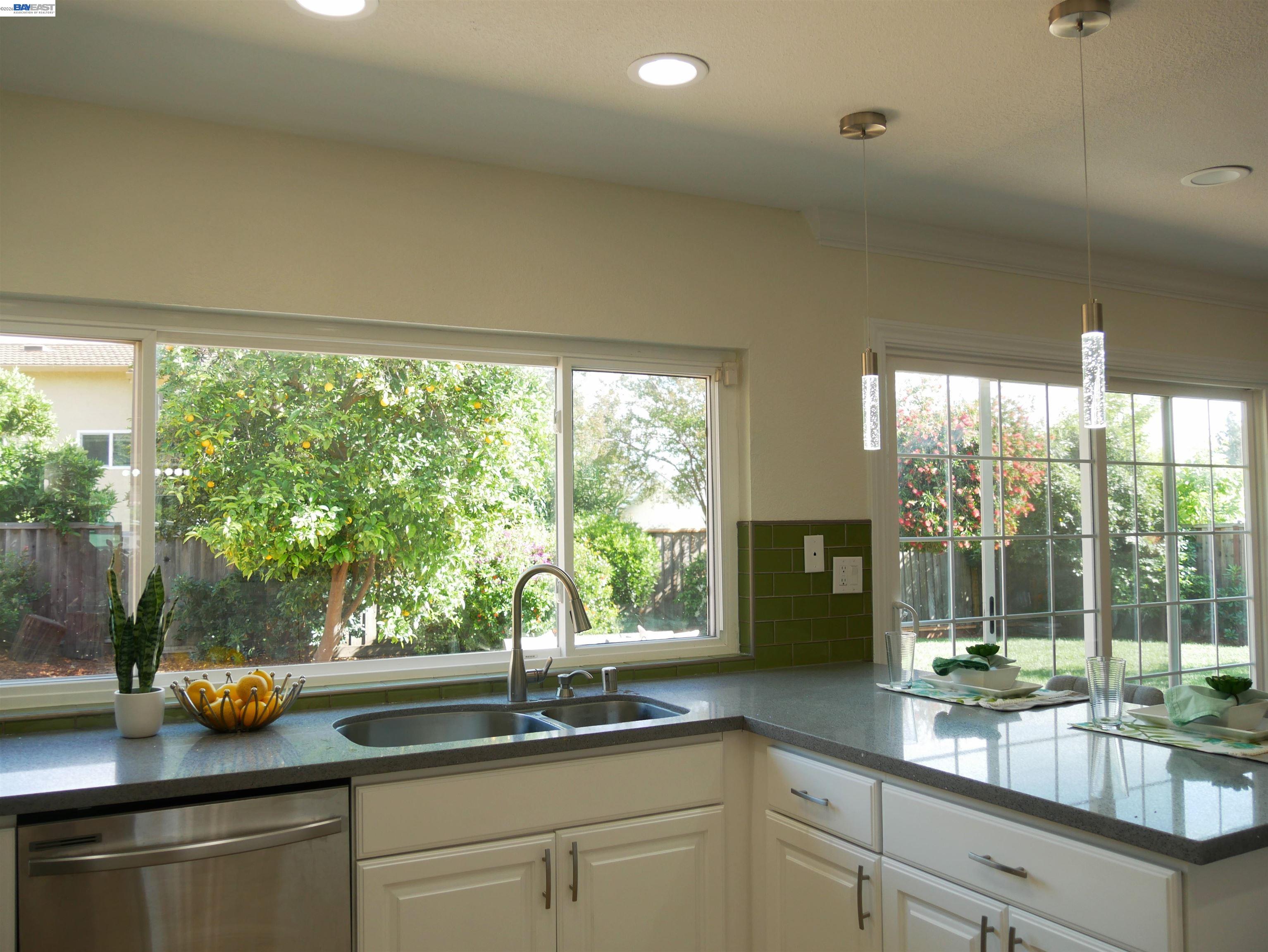 Detail Gallery Image 22 of 43 For 249 Imperio Avenue, Alameda,  CA 94539 - 4 Beds | 2 Baths