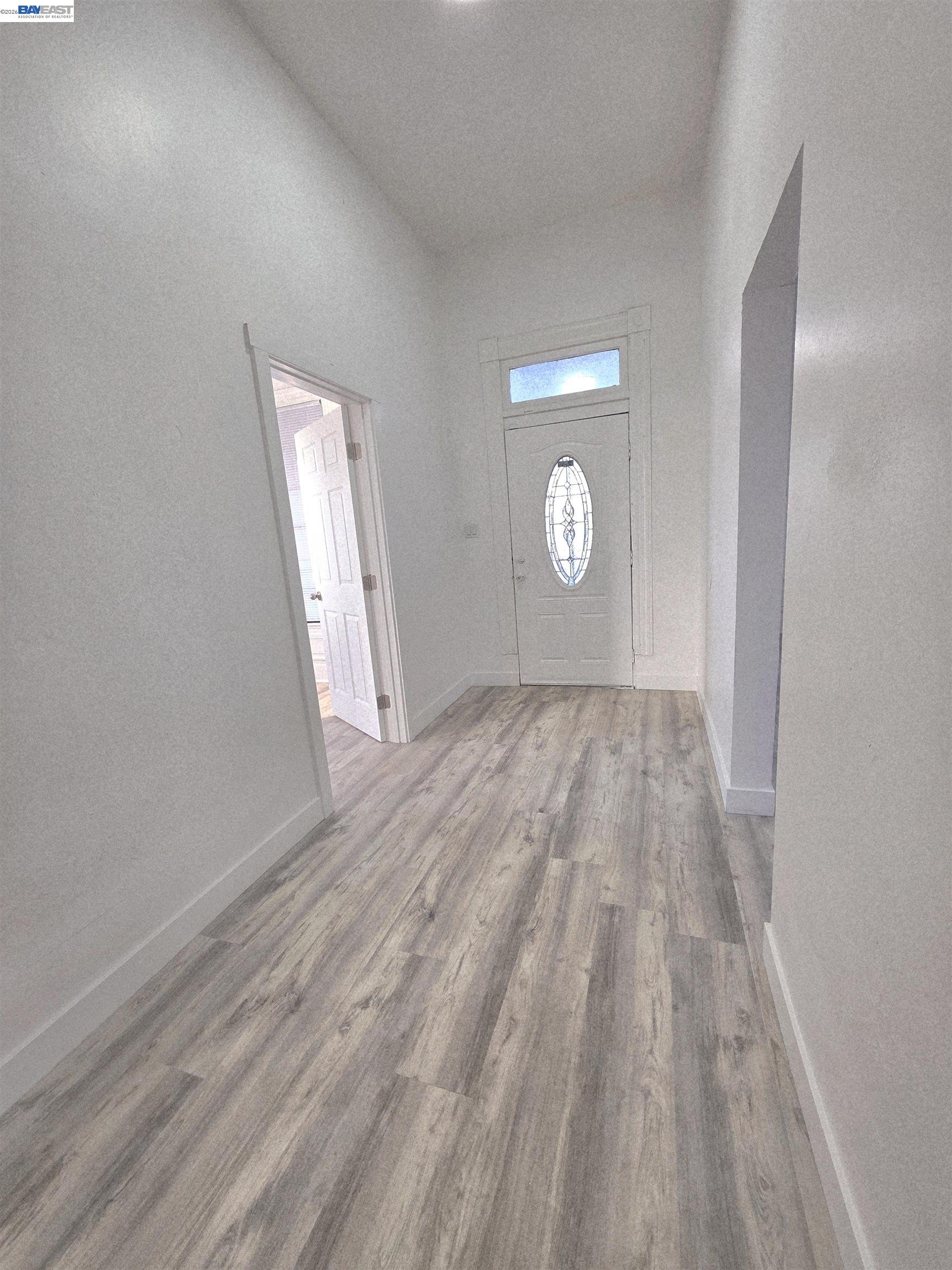 Detail Gallery Image 11 of 17 For 220 E Lodi Ave, Lodi,  CA 95240 - 4 Beds | 3/1 Baths