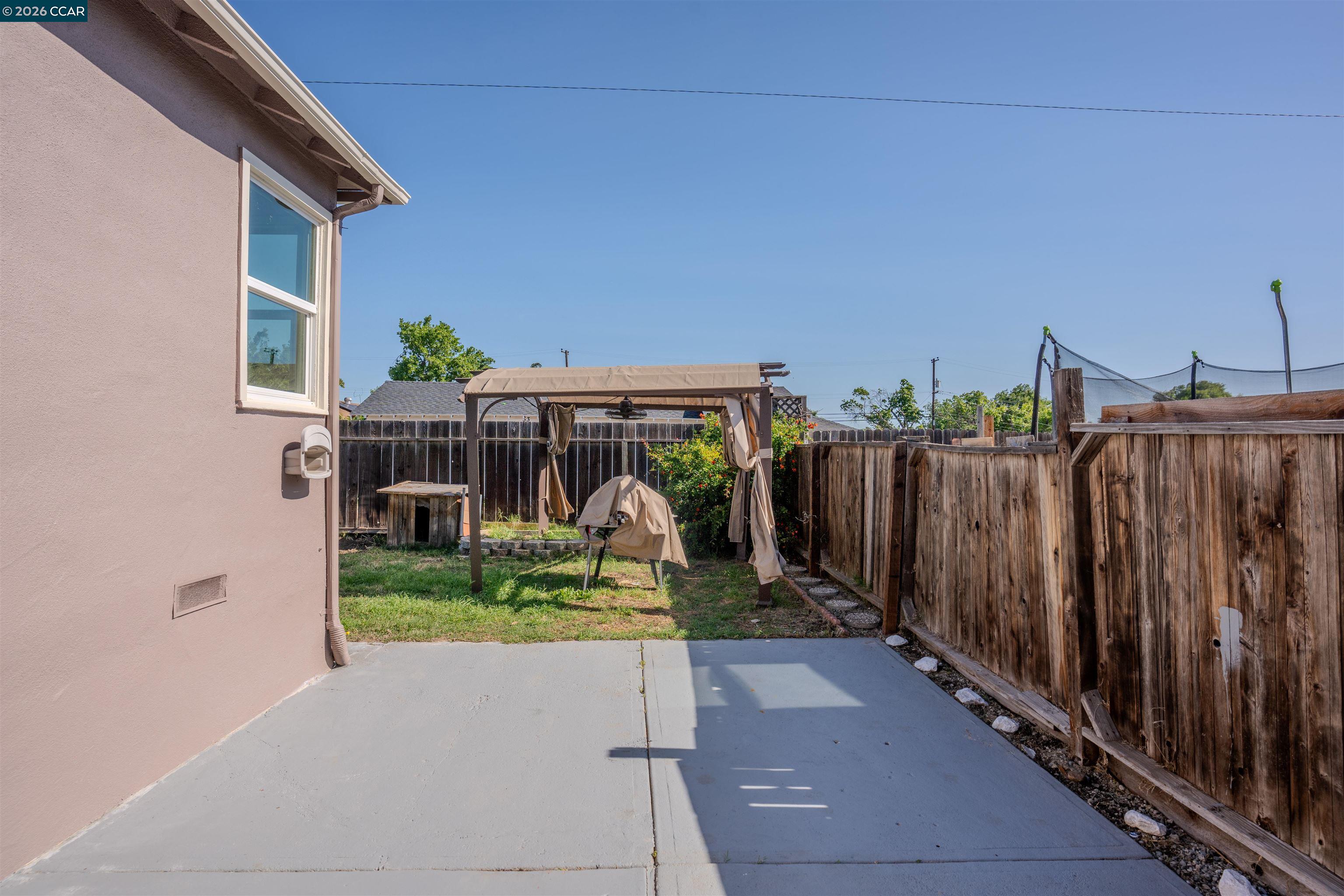 52 Bell Dr, Pittsburg CA 94565 — photo 7