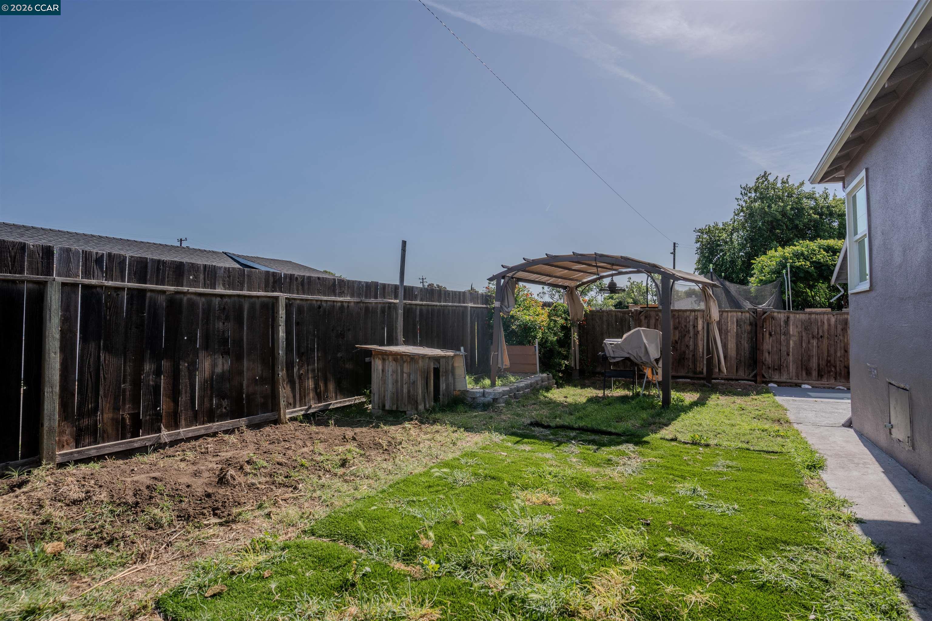 52 Bell Dr, Pittsburg CA 94565 — photo 9