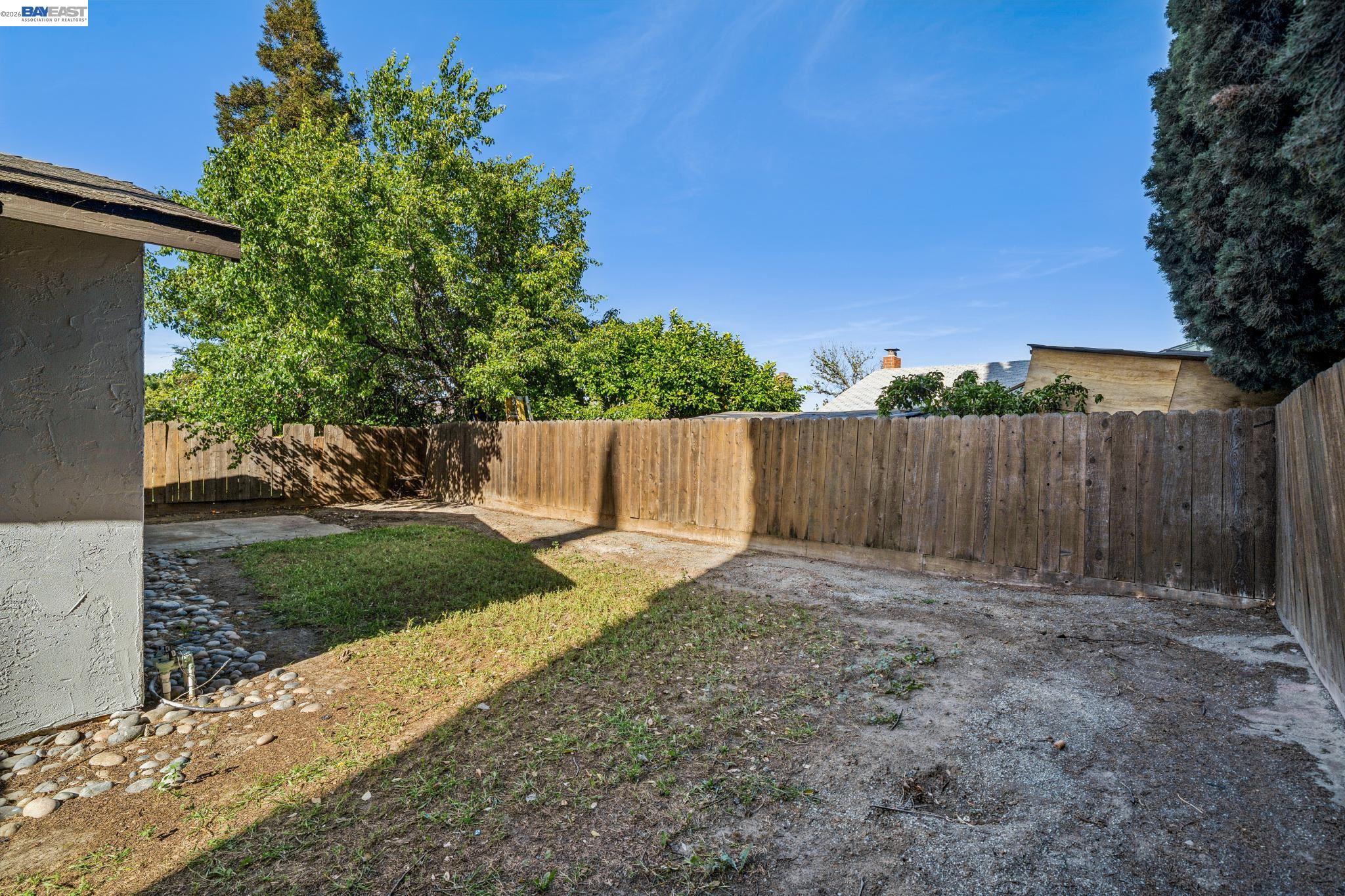Detail Gallery Image 25 of 27 For 554 Chestnut Ave, Tracy,  CA 95376 - 3 Beds | 2 Baths