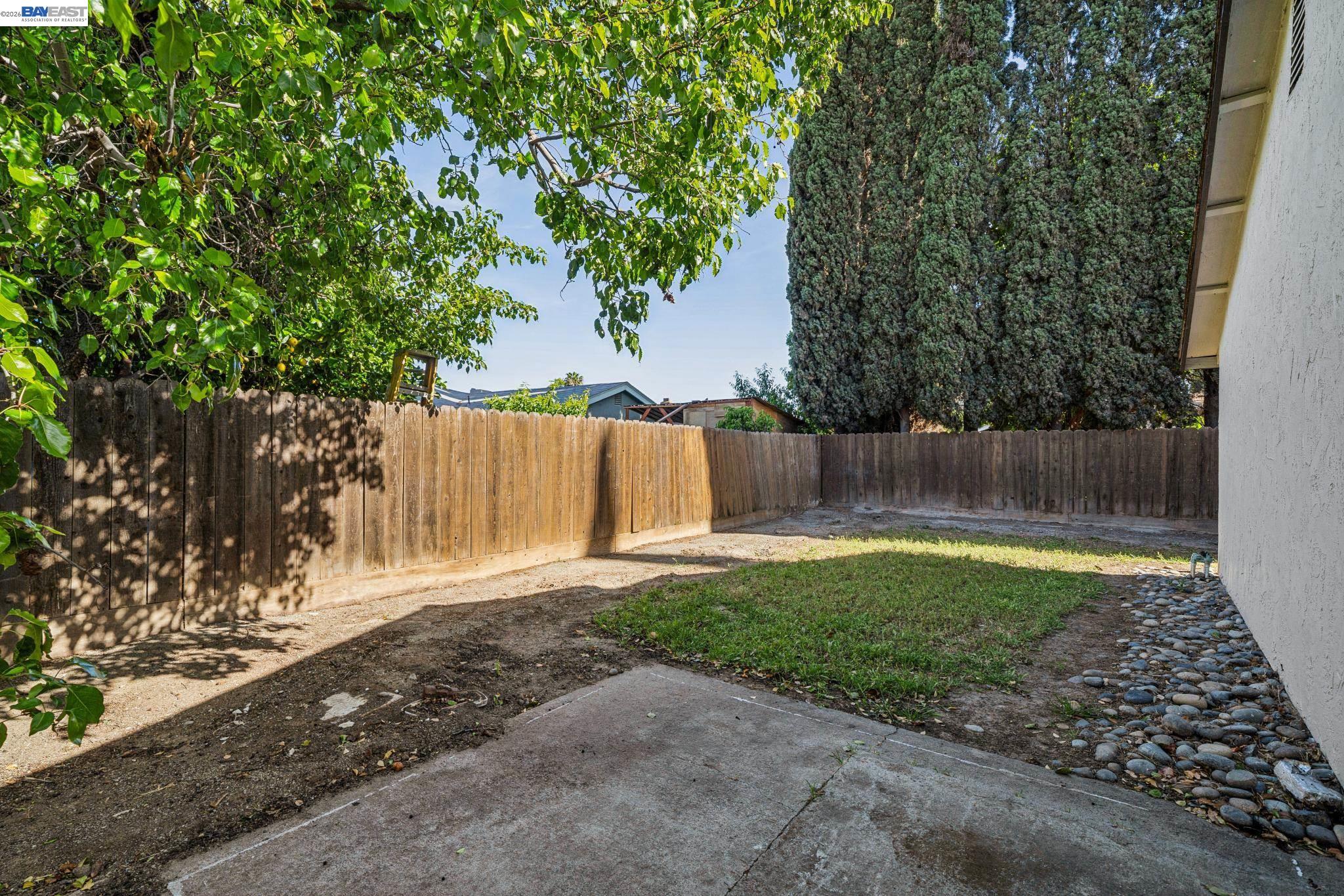Detail Gallery Image 27 of 27 For 554 Chestnut Ave, Tracy,  CA 95376 - 3 Beds | 2 Baths
