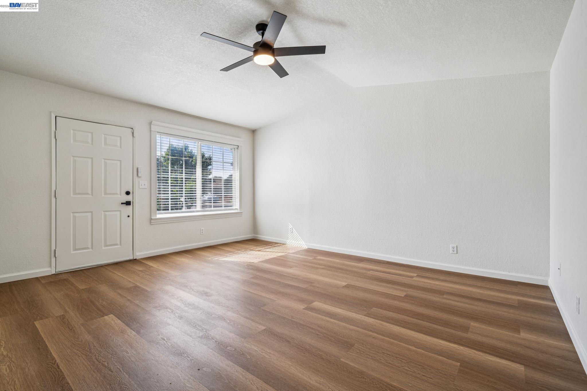 Detail Gallery Image 7 of 27 For 554 Chestnut Ave, Tracy,  CA 95376 - 3 Beds | 2 Baths