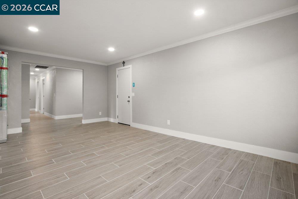 Detail Gallery Image 16 of 34 For 2214 Pennsylvania Avenue, Fairfield,  CA 94533 - 3 Beds | 2 Baths