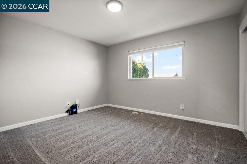 Detail Gallery Image 22 of 34 For 2214 Pennsylvania Avenue, Fairfield,  CA 94533 - 3 Beds | 2 Baths