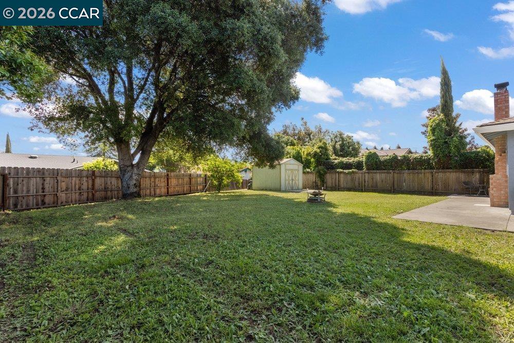 Detail Gallery Image 28 of 34 For 2214 Pennsylvania Avenue, Fairfield,  CA 94533 - 3 Beds | 2 Baths