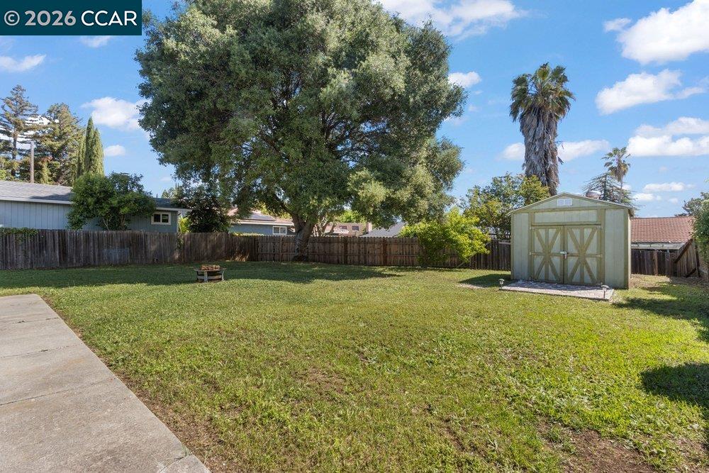 Detail Gallery Image 31 of 34 For 2214 Pennsylvania Avenue, Fairfield,  CA 94533 - 3 Beds | 2 Baths