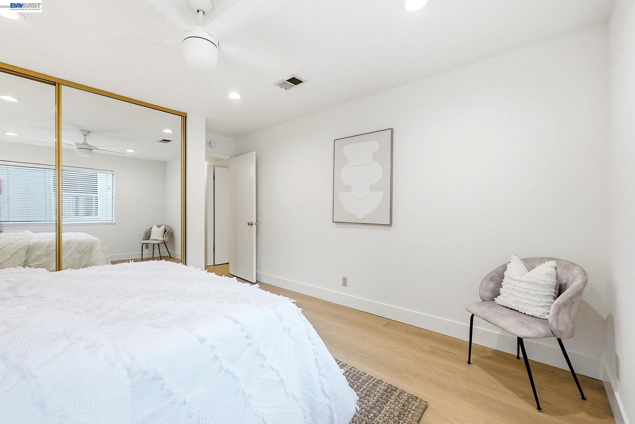 Detail Gallery Image 16 of 26 For 3855 Panda Pl, San Jose,  CA 95117 - 2 Beds | 2 Baths