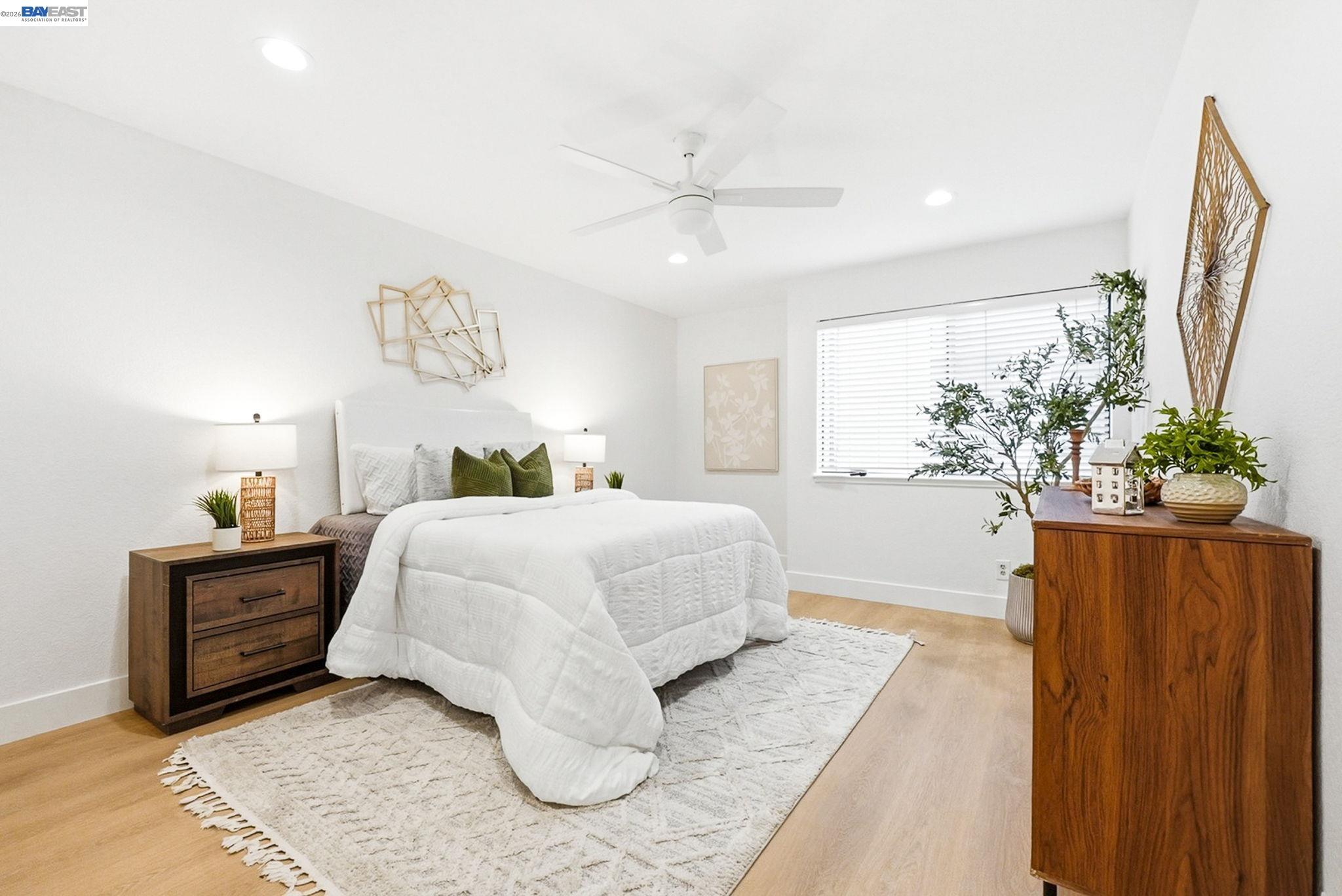 Detail Gallery Image 17 of 26 For 3855 Panda Pl, San Jose,  CA 95117 - 2 Beds | 2 Baths