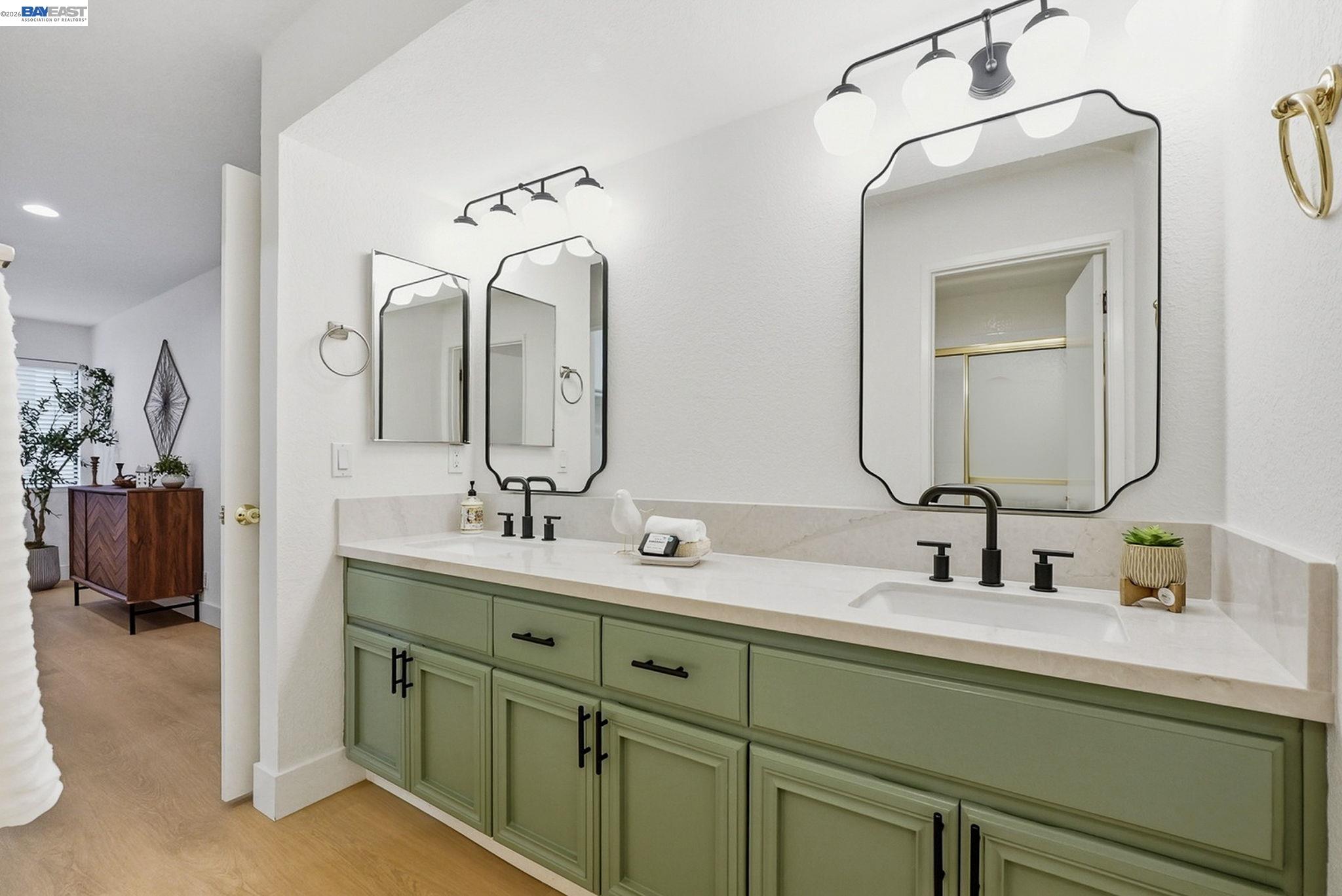 Detail Gallery Image 20 of 26 For 3855 Panda Pl, San Jose,  CA 95117 - 2 Beds | 2 Baths