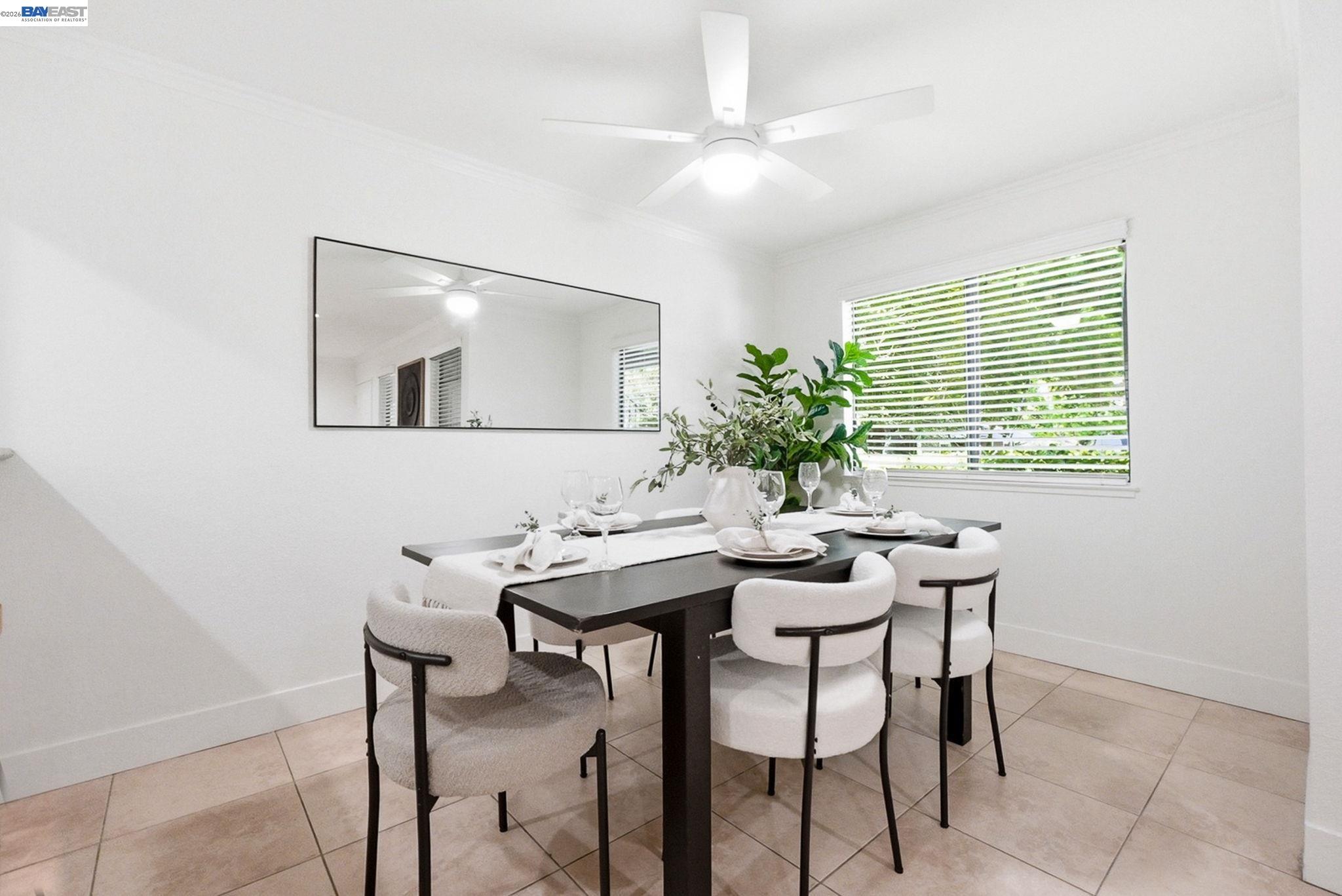 Detail Gallery Image 9 of 26 For 3855 Panda Pl, San Jose,  CA 95117 - 2 Beds | 2 Baths