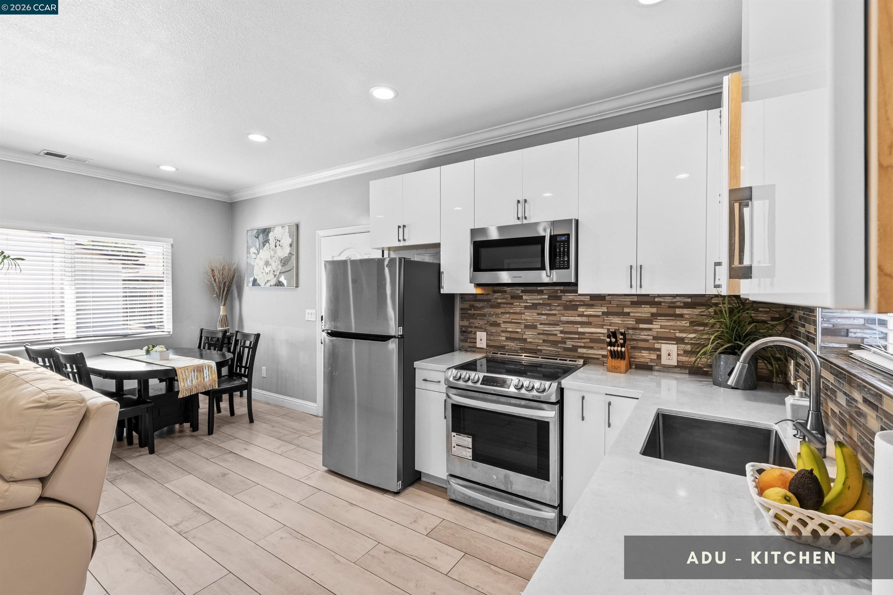 Detail Gallery Image 33 of 56 For 4143 Cheeney St, Santa Clara,  CA 95054 - 6 Beds | 5 Baths