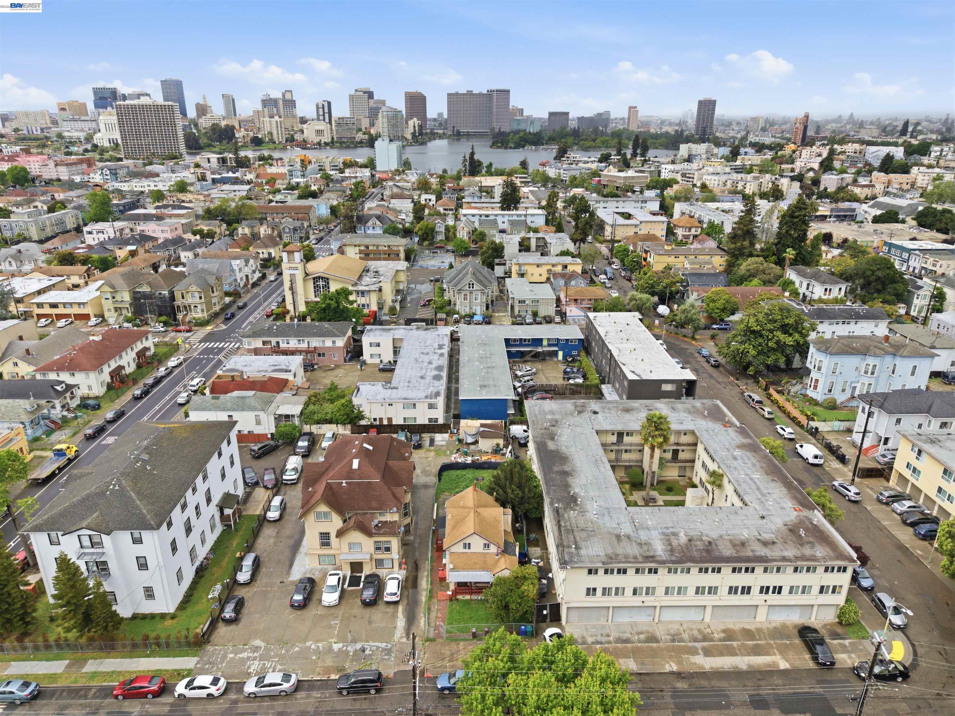 Detail Gallery Image 19 of 19 For 1625 7th Ave, Oakland,  CA 94606 - – Beds | – Baths