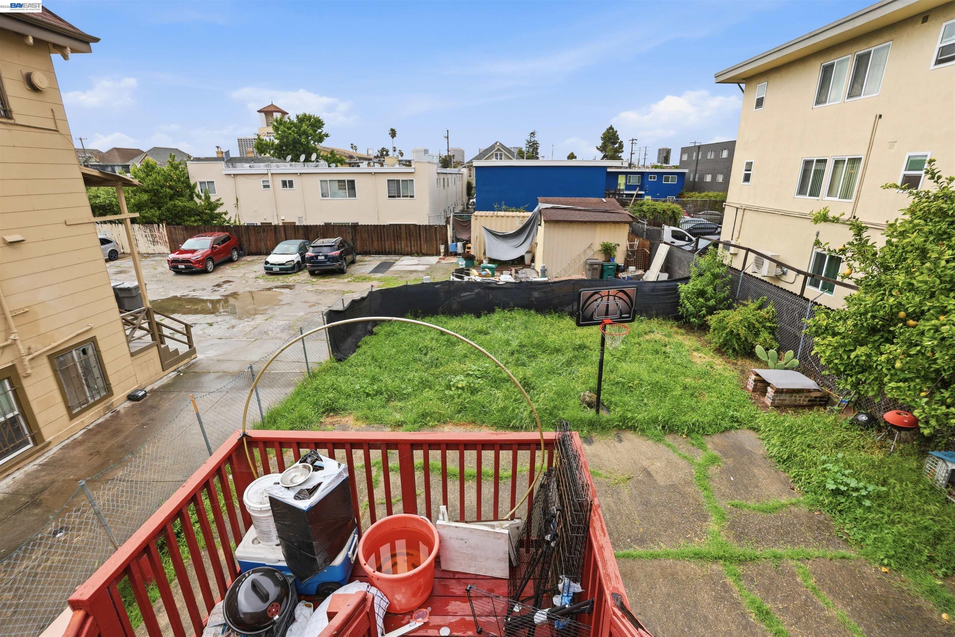 Detail Gallery Image 5 of 19 For 1625 7th Ave, Oakland,  CA 94606 - – Beds | – Baths