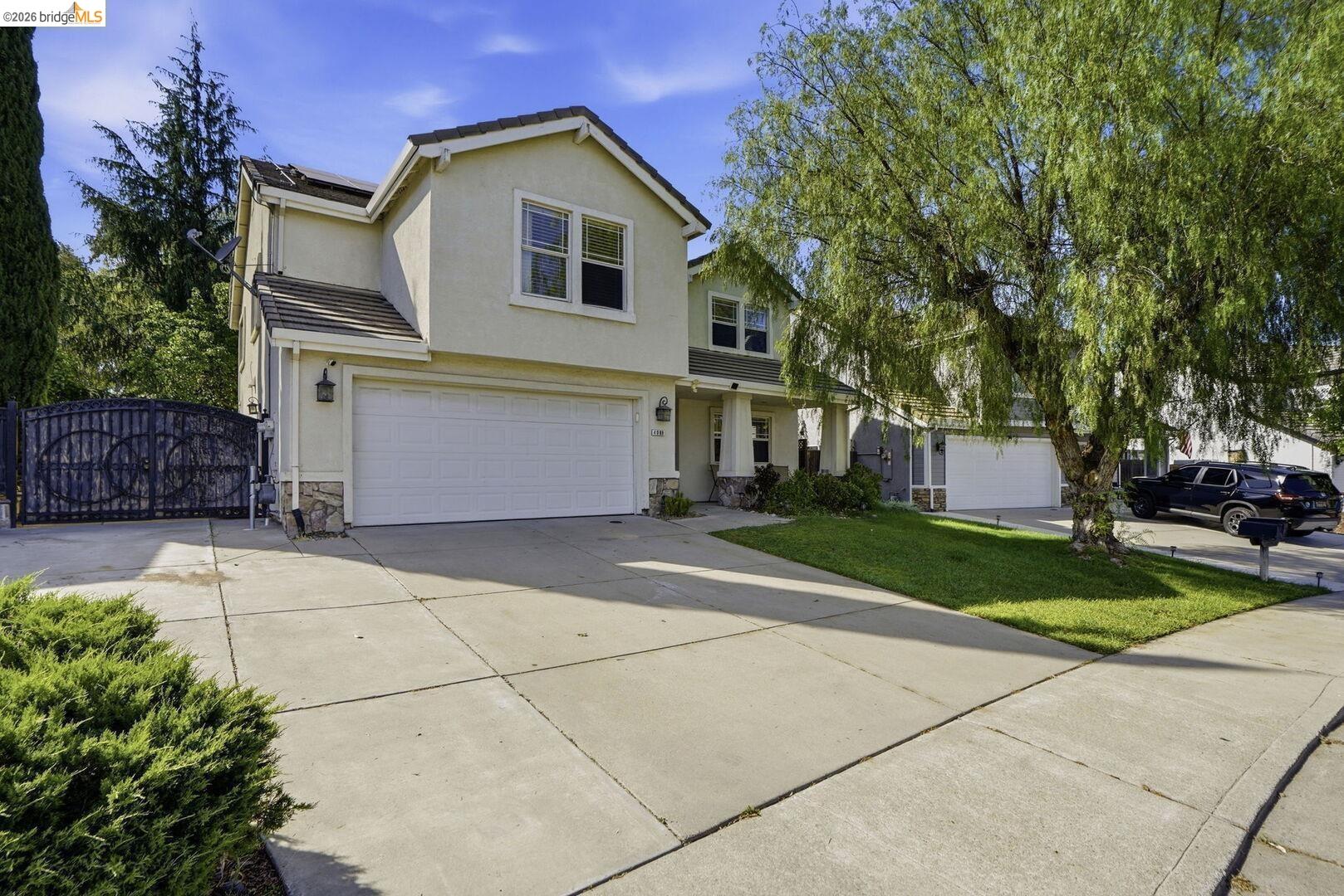 Detail Gallery Image 2 of 48 For 4008 Galenez Way, Antioch,  CA 94531 - 4 Beds | 2/1 Baths