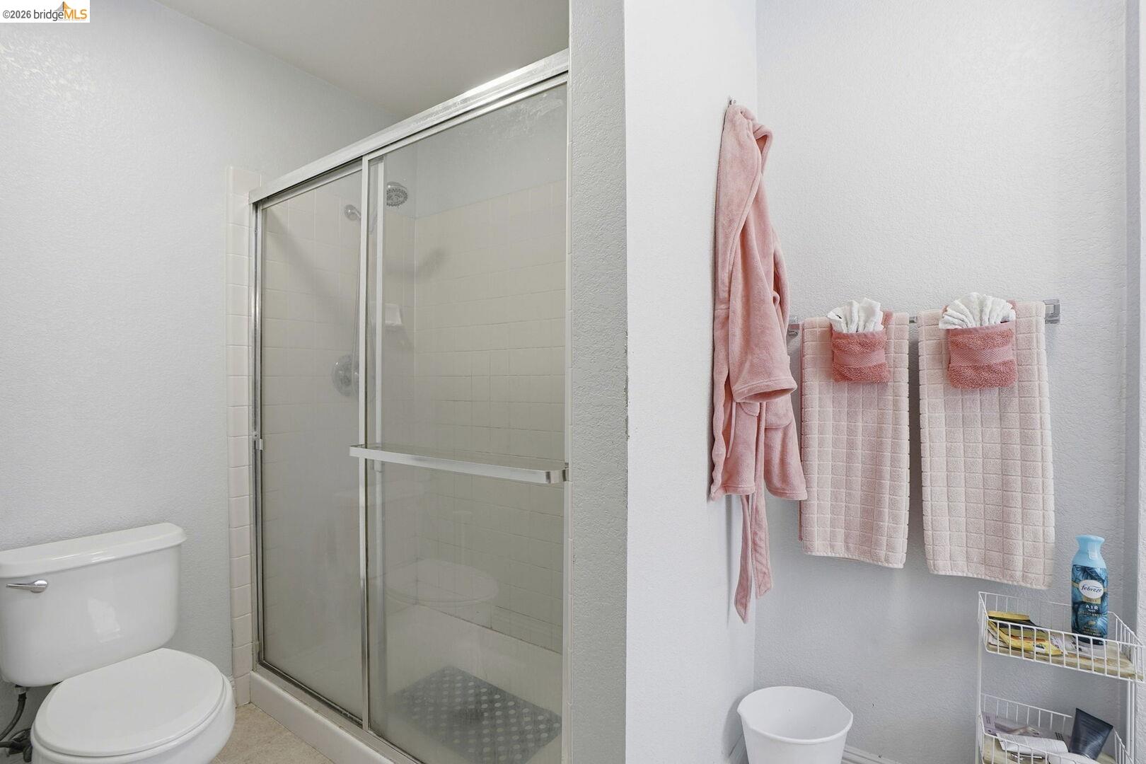 Detail Gallery Image 39 of 48 For 4008 Galenez Way, Antioch,  CA 94531 - 4 Beds | 2/1 Baths