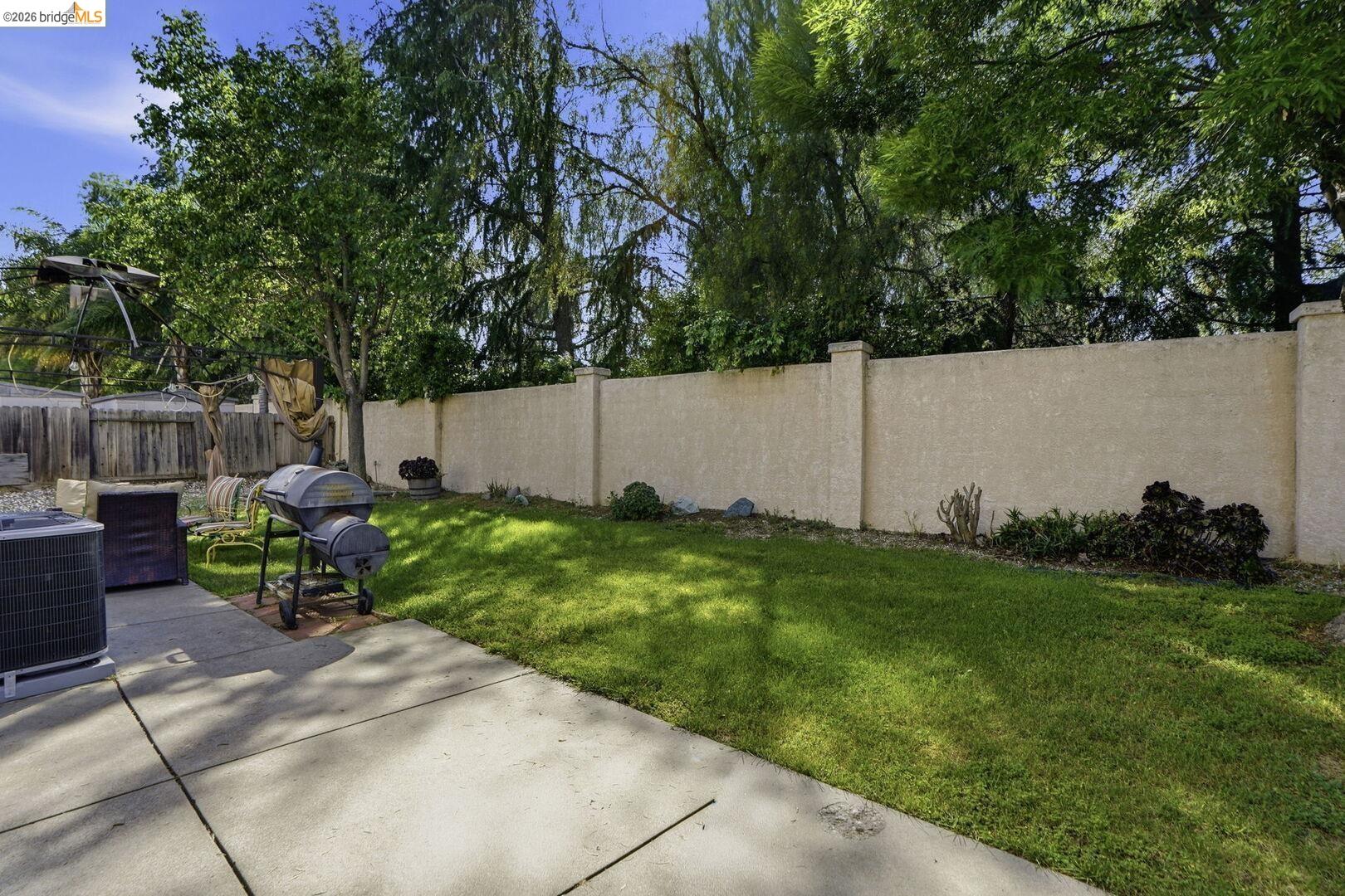 Detail Gallery Image 47 of 48 For 4008 Galenez Way, Antioch,  CA 94531 - 4 Beds | 2/1 Baths