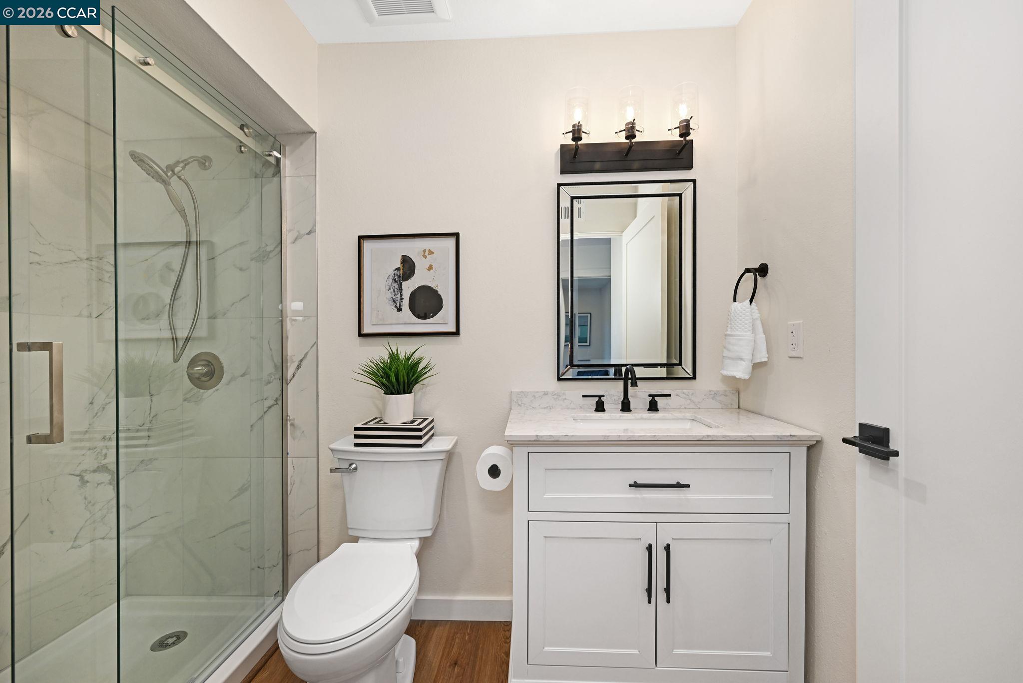 Photo #12: 41131487 Listing: Photo #12