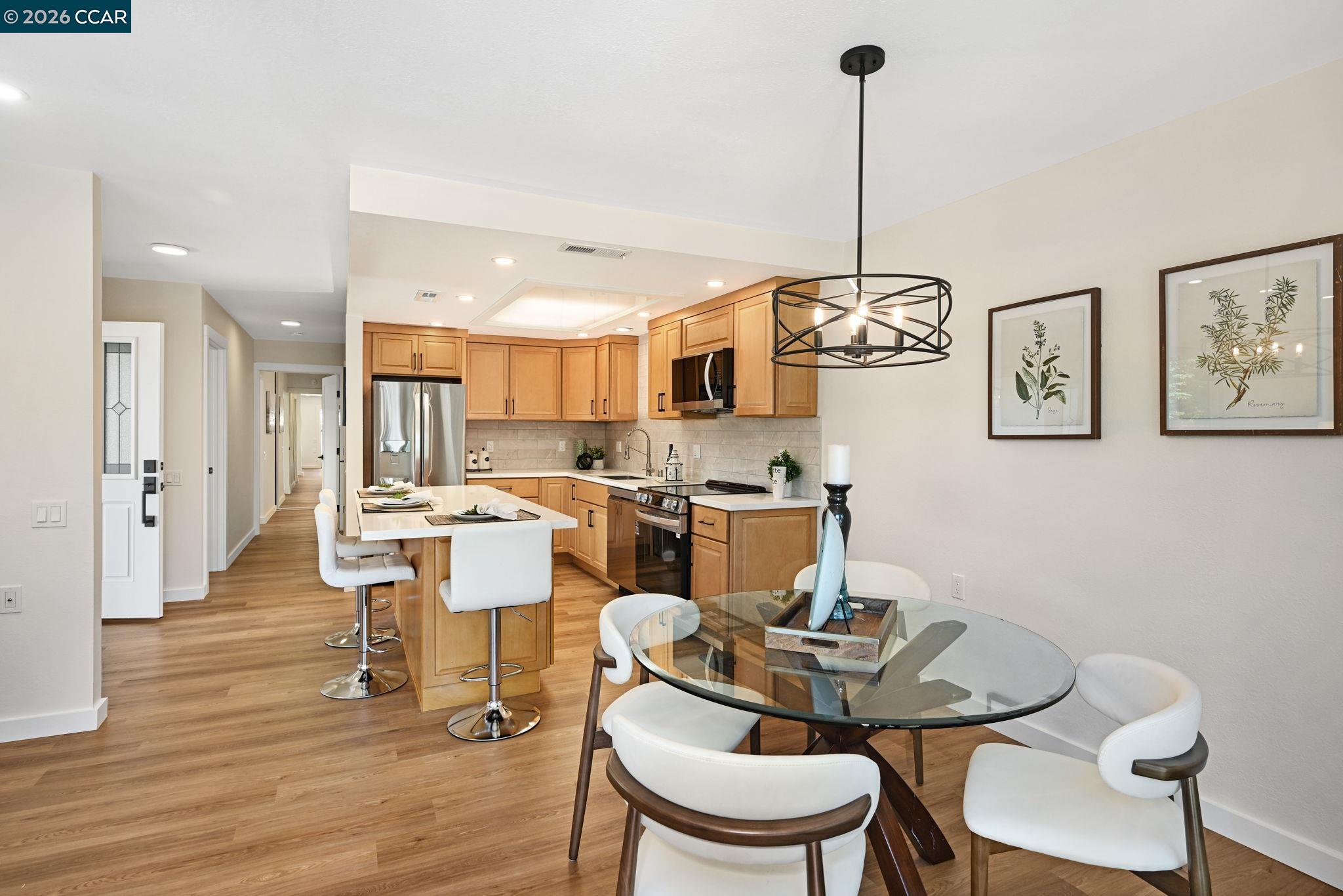 Photo #8: 41131487 Listing: Photo #8