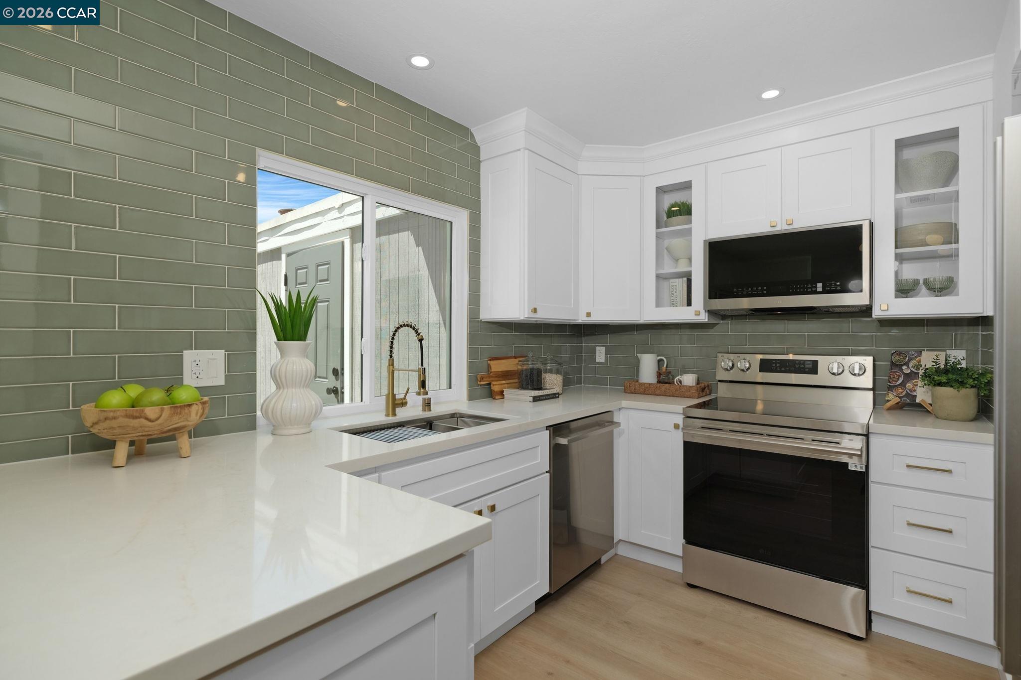 Photo #9: 41131493 Listing: Photo #9