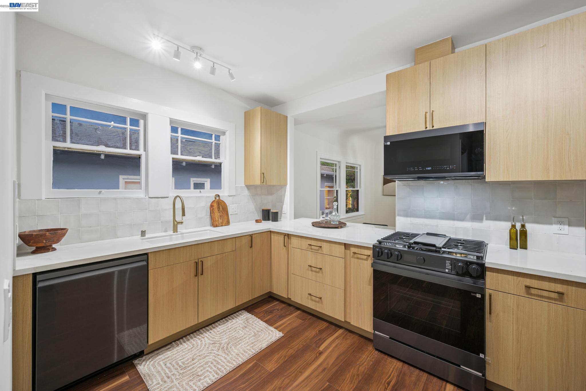 Detail Gallery Image 22 of 56 For 245 C St, San Rafael,  CA 94901 - 3 Beds | 2 Baths