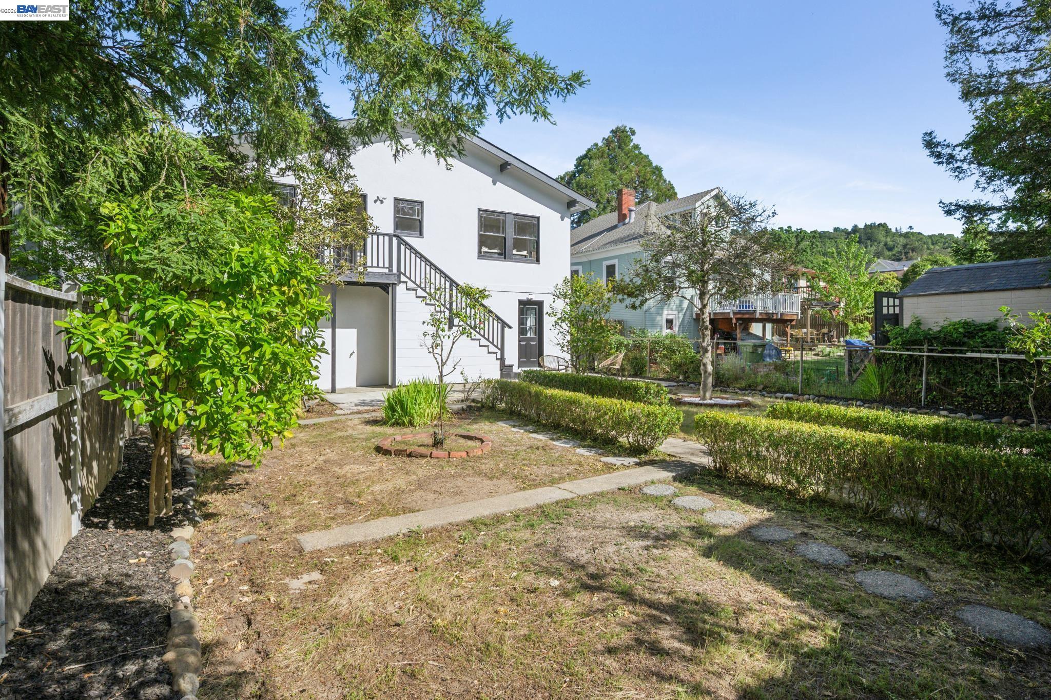 Detail Gallery Image 48 of 56 For 245 C St, San Rafael,  CA 94901 - 3 Beds | 2 Baths