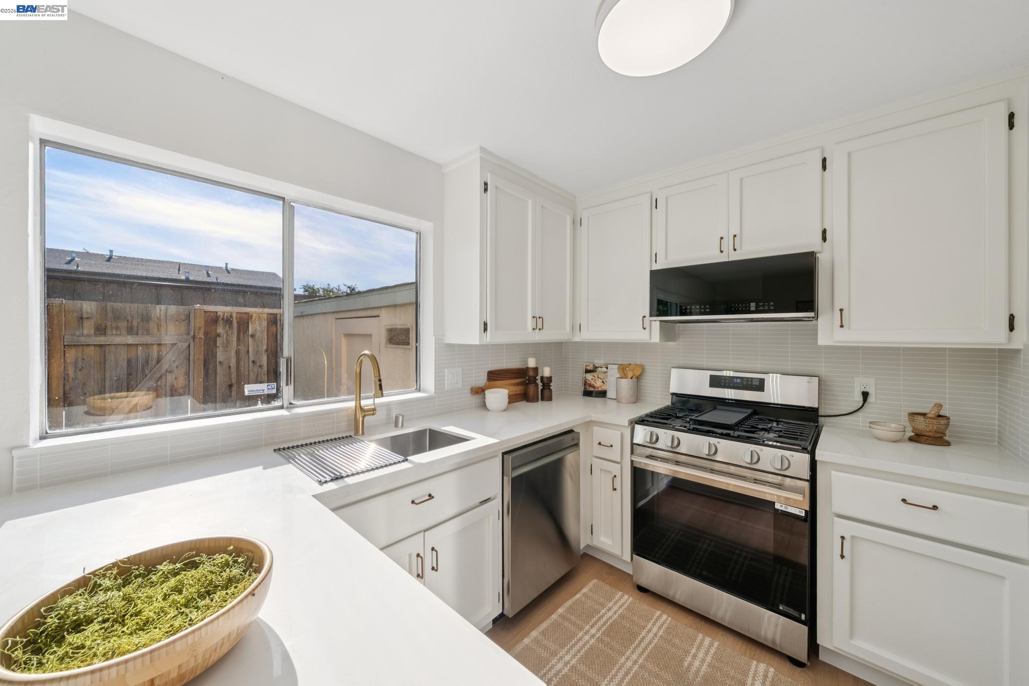 Detail Gallery Image 15 of 43 For 1479 Big Basin Dr, Milpitas,  CA 95035 - 3 Beds | 1/1 Baths