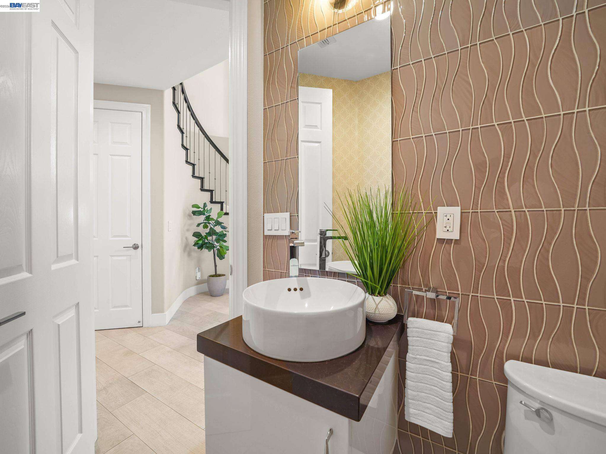 Detail Gallery Image 12 of 63 For 5038 Westside Dr, San Ramon,  CA 94583 - 5 Beds | 4/1 Baths