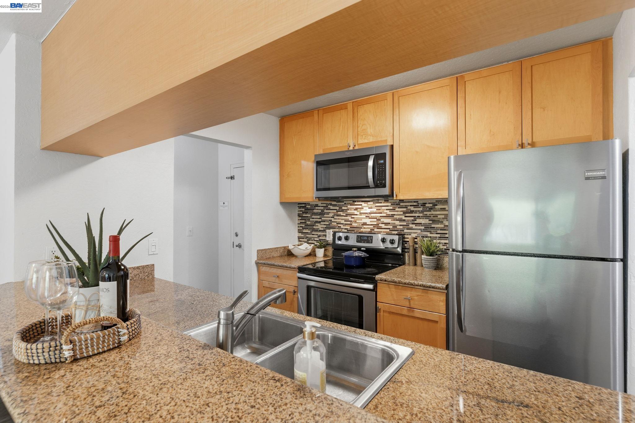 Photo #3: 41131508 Listing: Photo #3