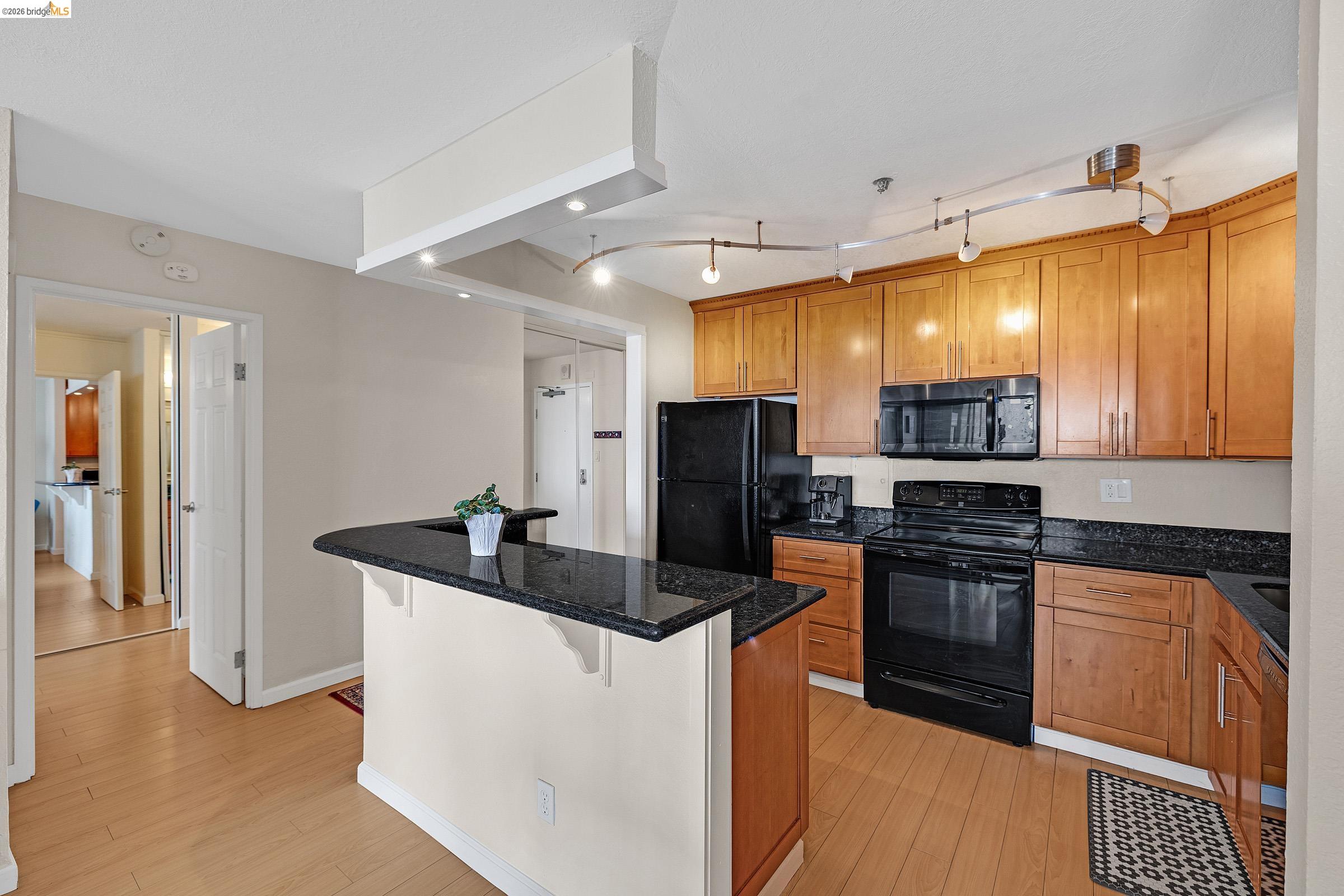 Photo #6: 41131511 Listing: Photo #6