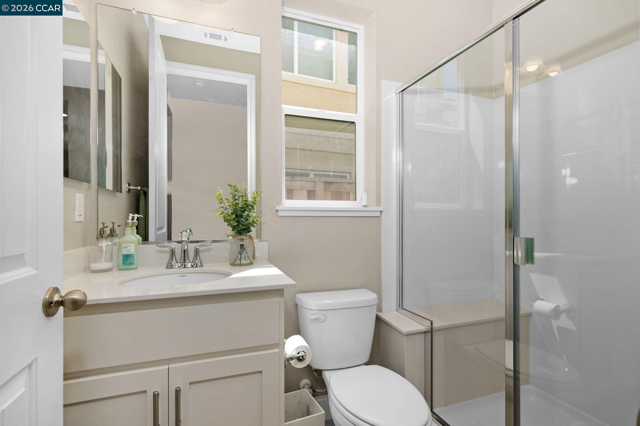 Detail Gallery Image 15 of 38 For 3133 Cortina, Bay Point,  CA 94565 - 5 Beds | 4 Baths