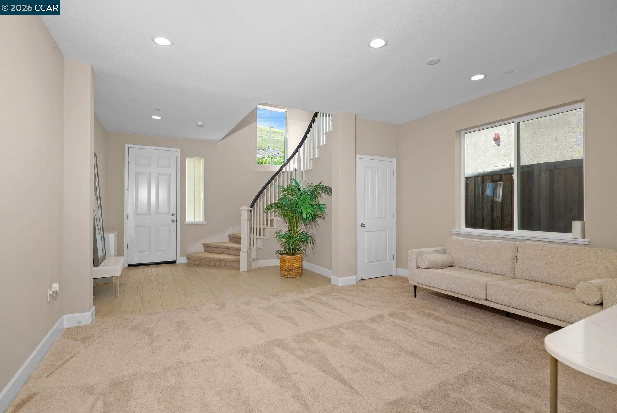 Detail Gallery Image 3 of 38 For 3133 Cortina, Bay Point,  CA 94565 - 5 Beds | 4 Baths