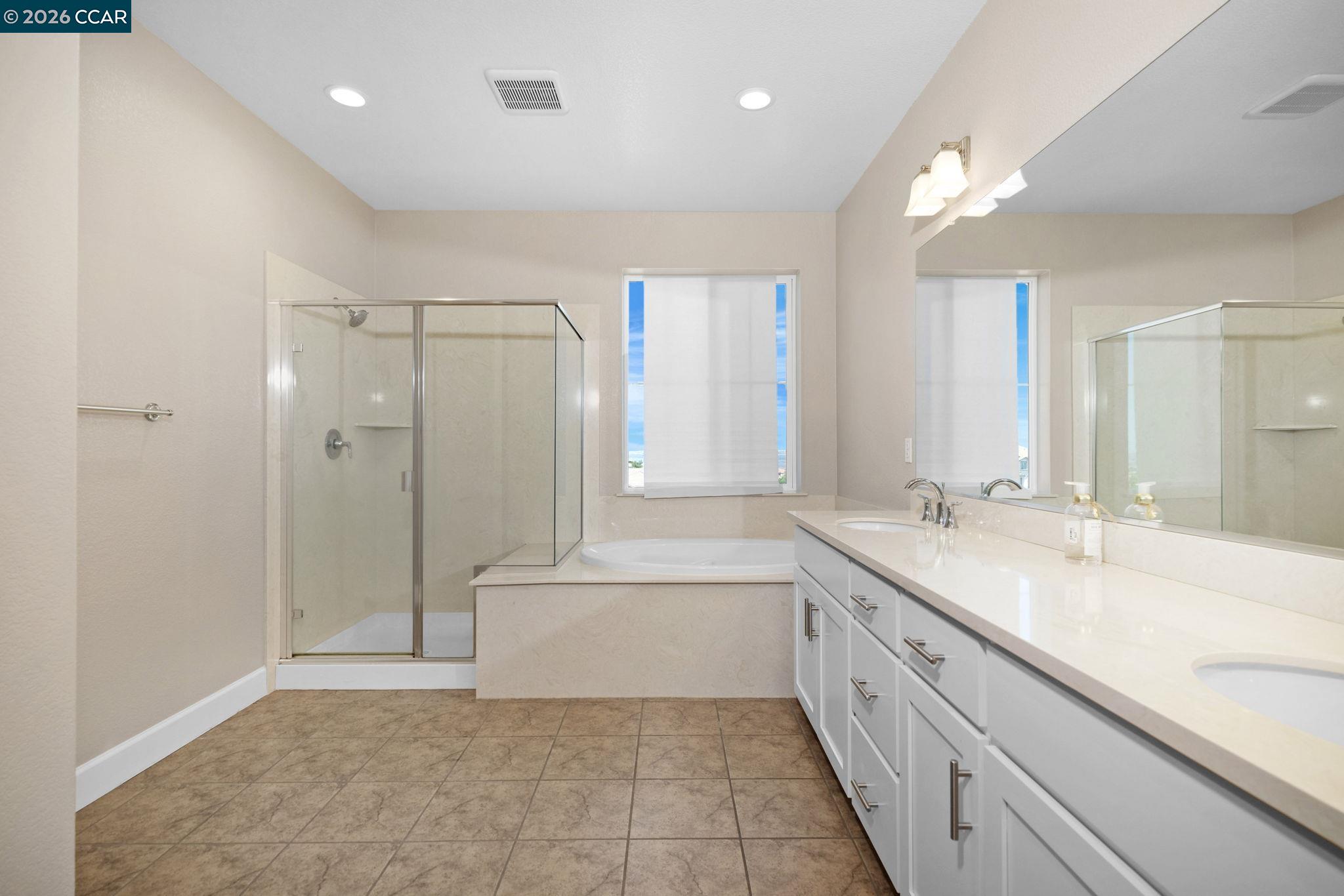 Detail Gallery Image 21 of 38 For 3133 Cortina, Bay Point,  CA 94565 - 5 Beds | 4 Baths