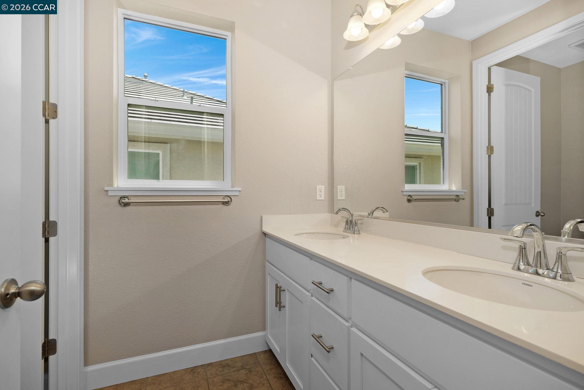 Detail Gallery Image 24 of 38 For 3133 Cortina, Bay Point,  CA 94565 - 5 Beds | 4 Baths