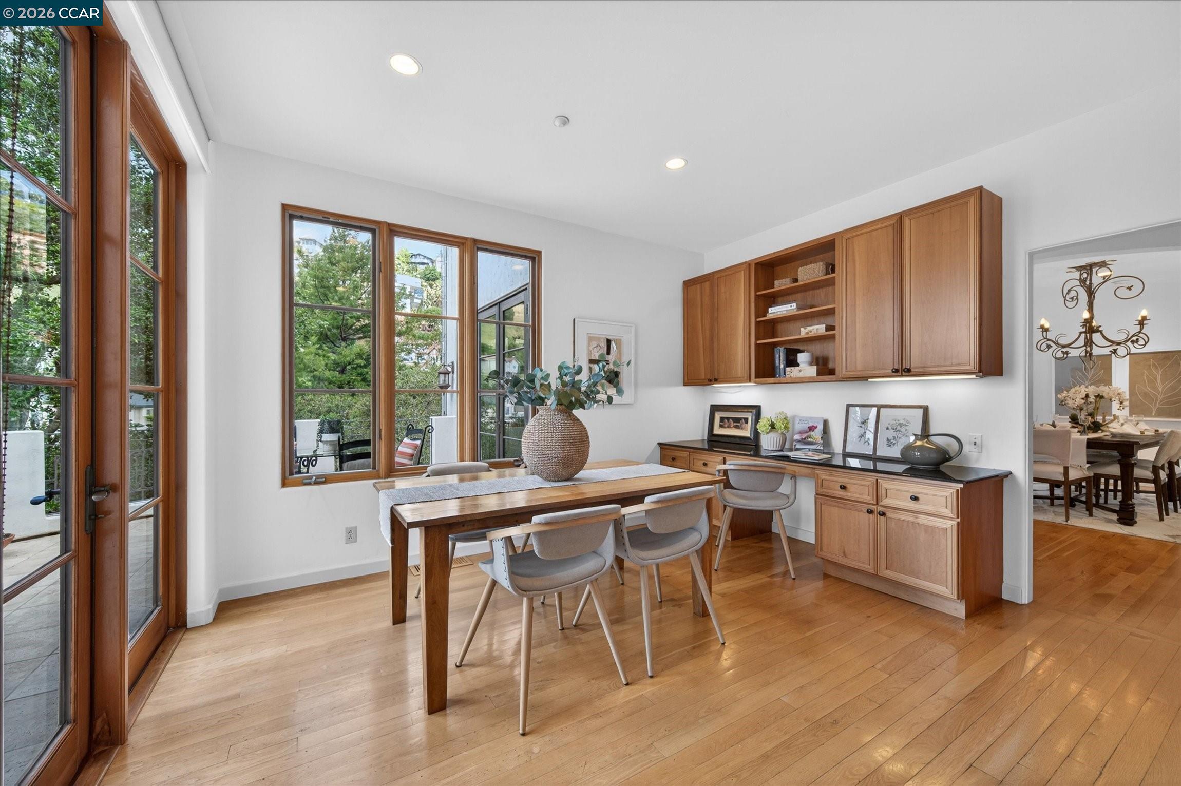 Detail Gallery Image 17 of 55 For 21 Live Oak Rd, Berkeley,  CA 94705 - 4 Beds | 3/1 Baths