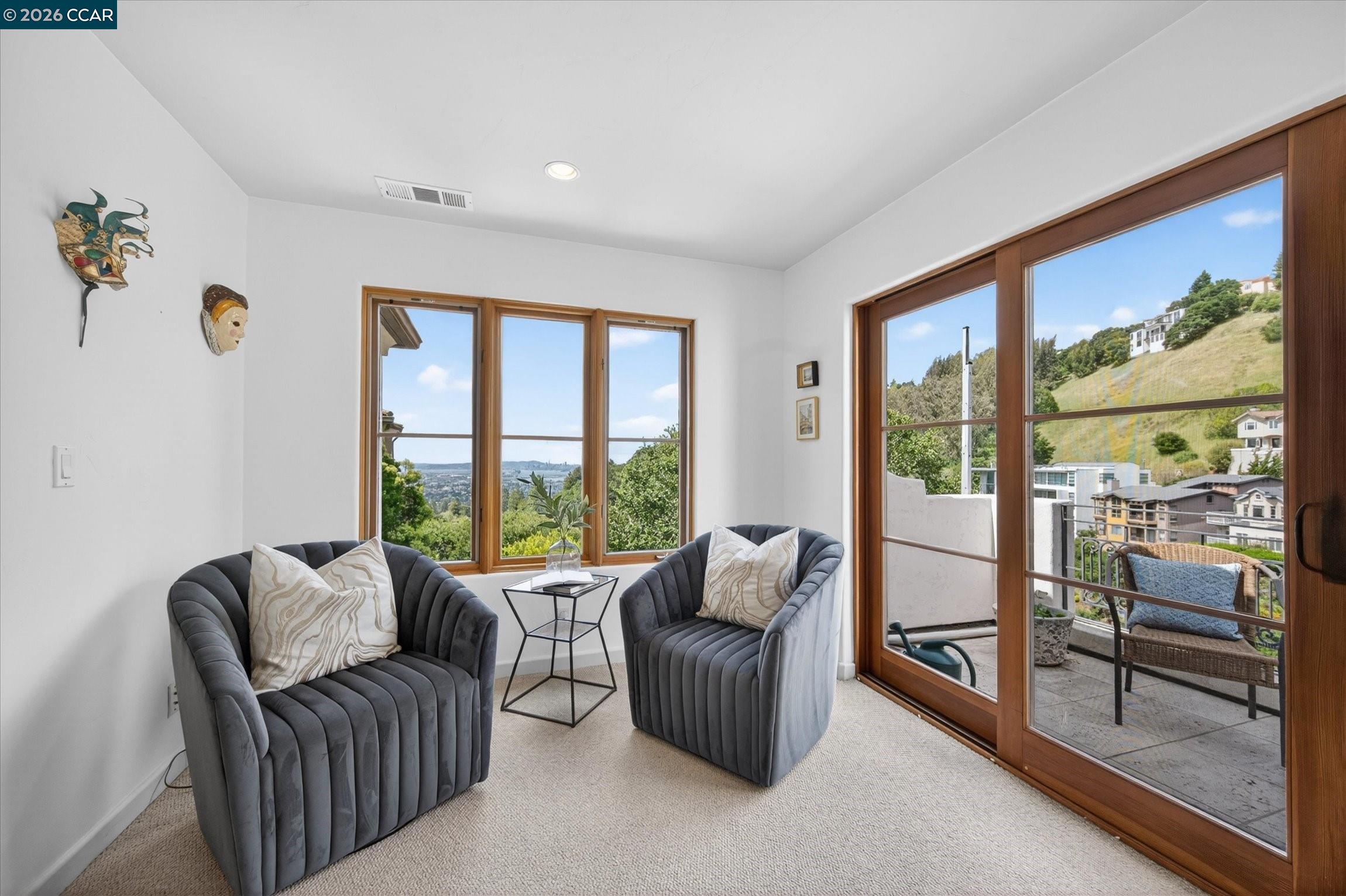 Detail Gallery Image 27 of 55 For 21 Live Oak Rd, Berkeley,  CA 94705 - 4 Beds | 3/1 Baths