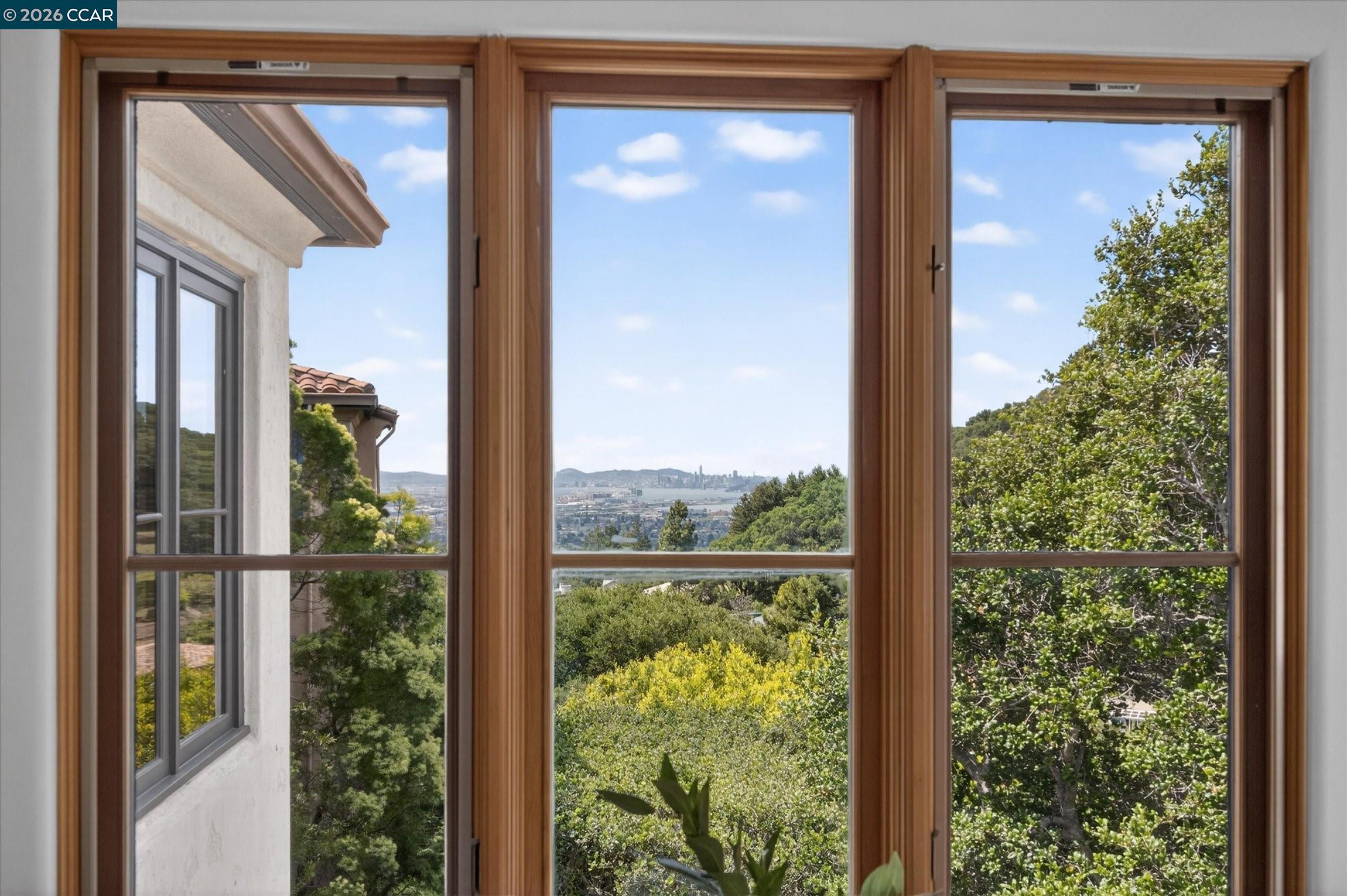 Detail Gallery Image 28 of 55 For 21 Live Oak Rd, Berkeley,  CA 94705 - 4 Beds | 3/1 Baths