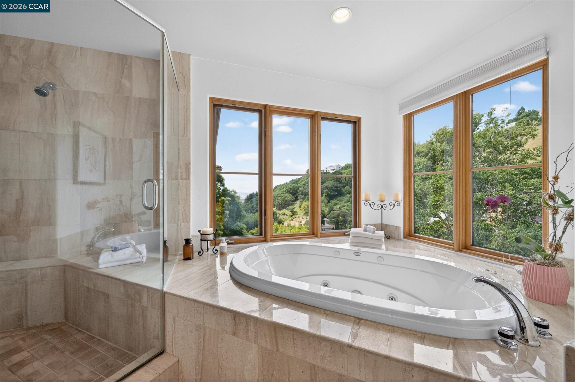 Detail Gallery Image 31 of 55 For 21 Live Oak Rd, Berkeley,  CA 94705 - 4 Beds | 3/1 Baths