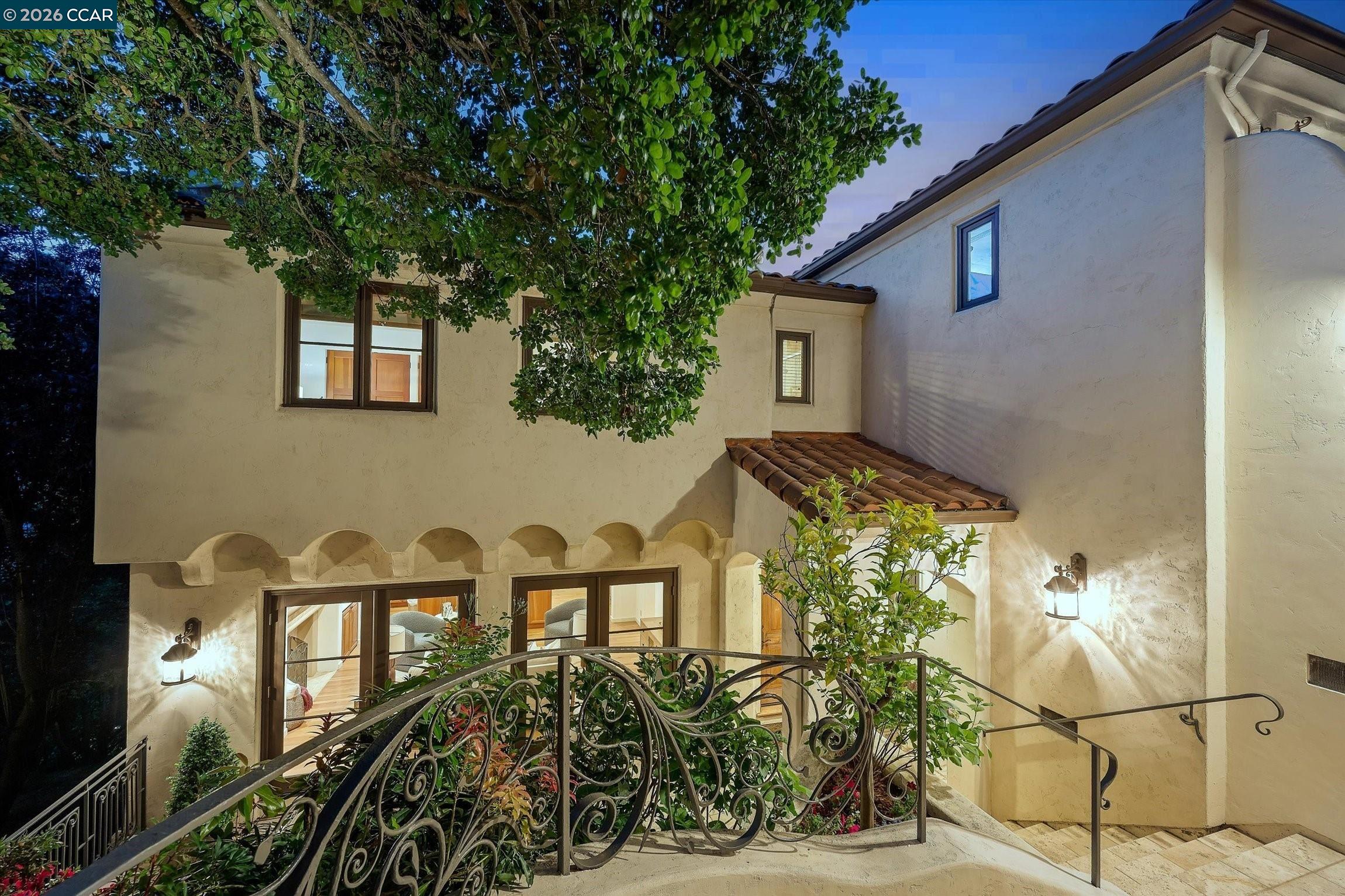 Detail Gallery Image 46 of 55 For 21 Live Oak Rd, Berkeley,  CA 94705 - 4 Beds | 3/1 Baths