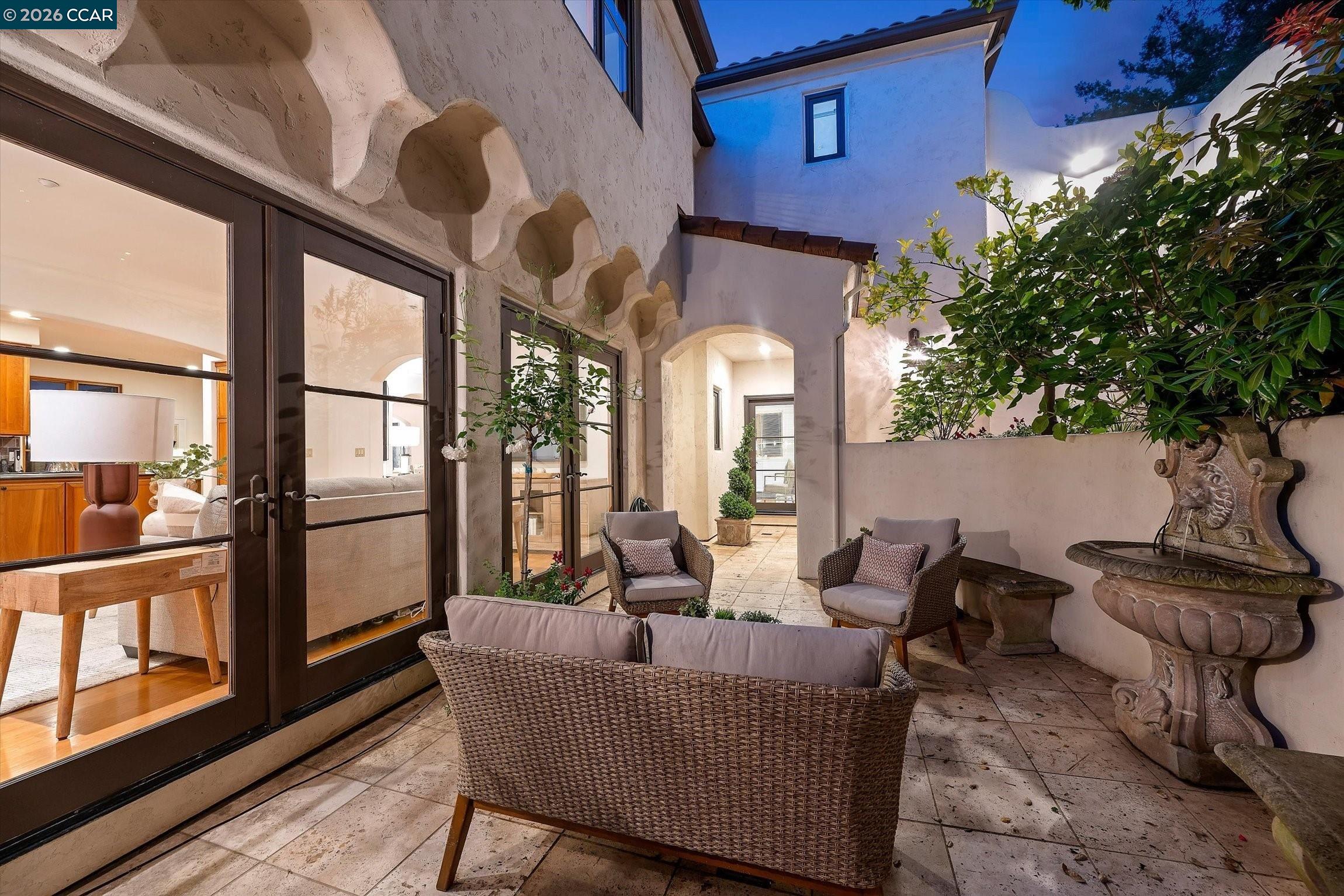 Detail Gallery Image 47 of 55 For 21 Live Oak Rd, Berkeley,  CA 94705 - 4 Beds | 3/1 Baths