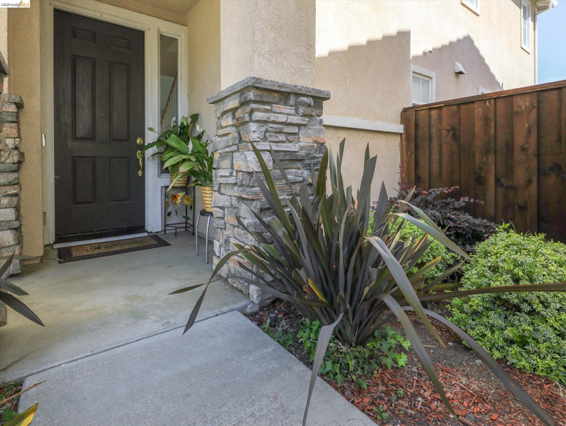 Detail Gallery Image 5 of 34 For 3436 Chaplet St, San Leandro,  CA 94577 - 3 Beds | 2/1 Baths