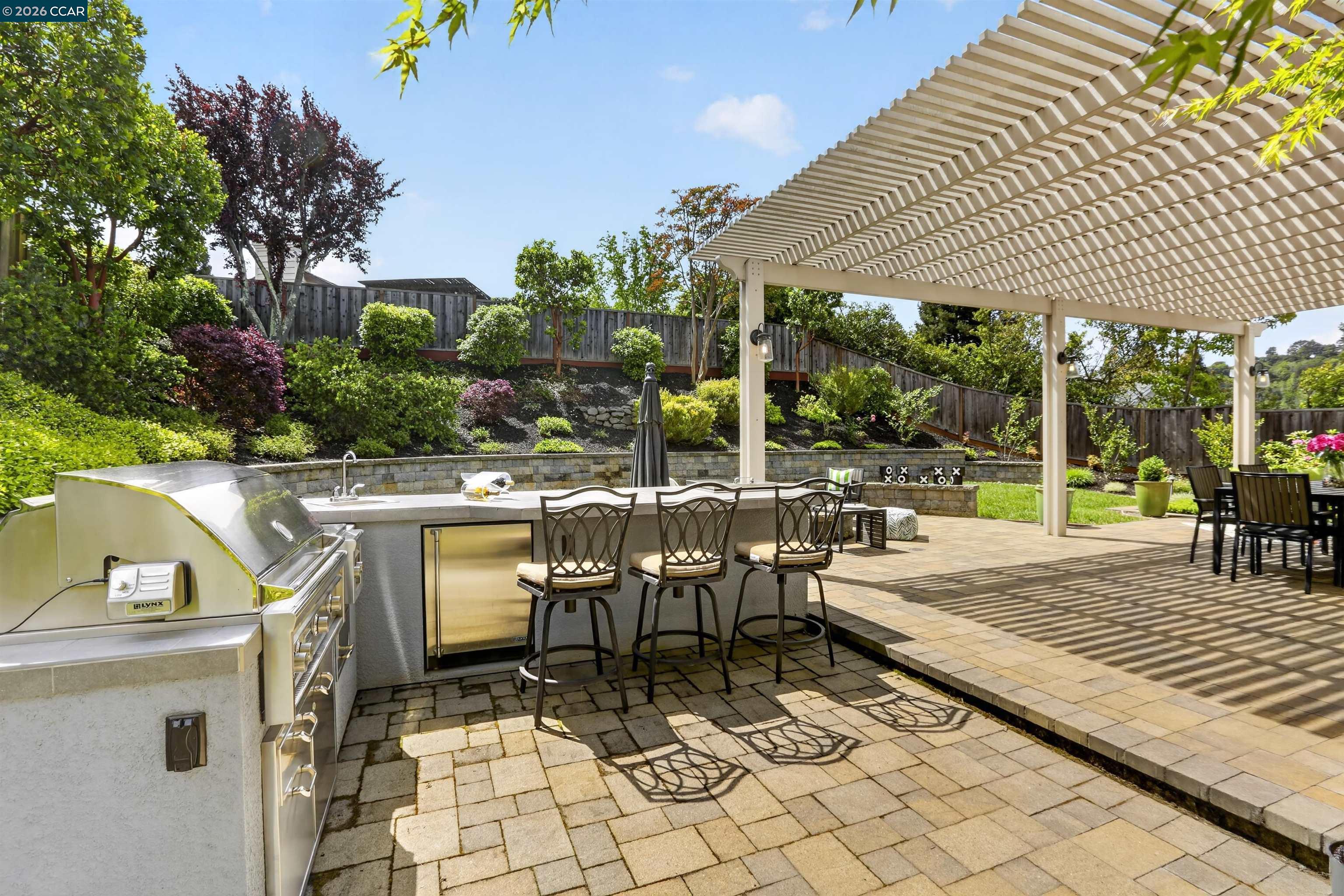 Detail Gallery Image 15 of 46 For 22 Williams Dr, Moraga,  CA 94556 - 5 Beds | 3 Baths