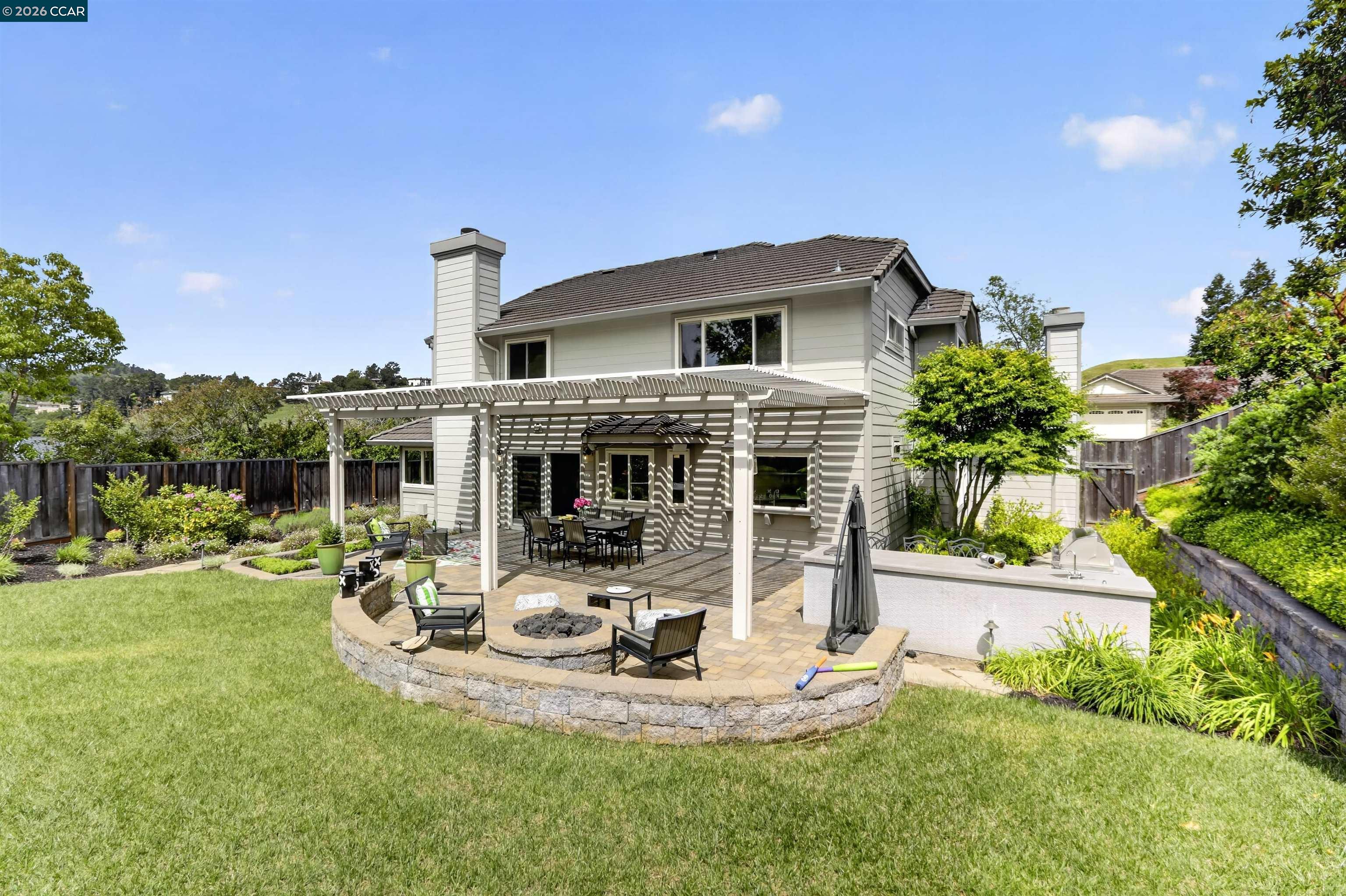 Detail Gallery Image 18 of 46 For 22 Williams Dr, Moraga,  CA 94556 - 5 Beds | 3 Baths