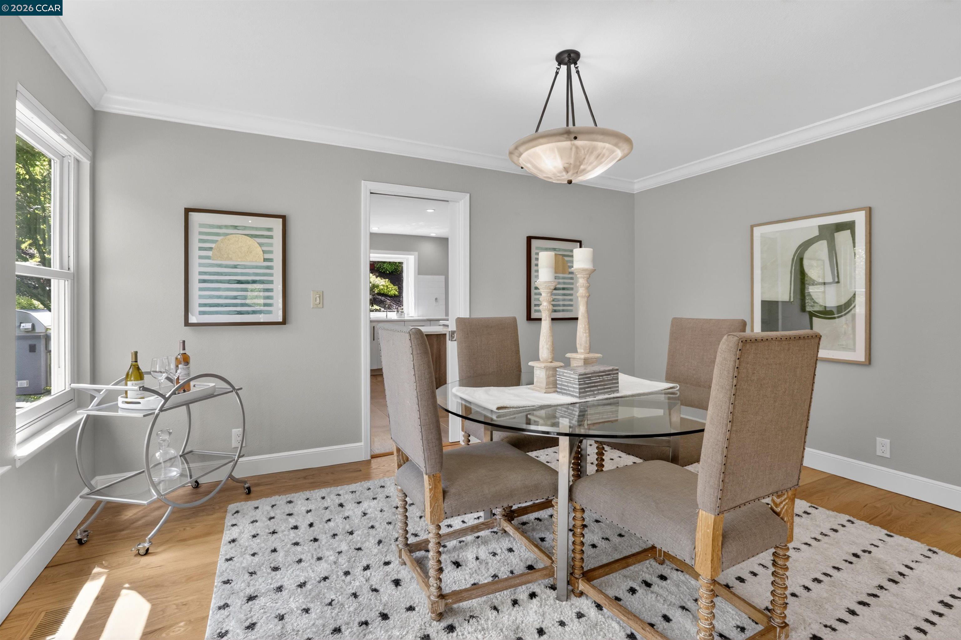 Detail Gallery Image 9 of 46 For 22 Williams Dr, Moraga,  CA 94556 - 5 Beds | 3 Baths