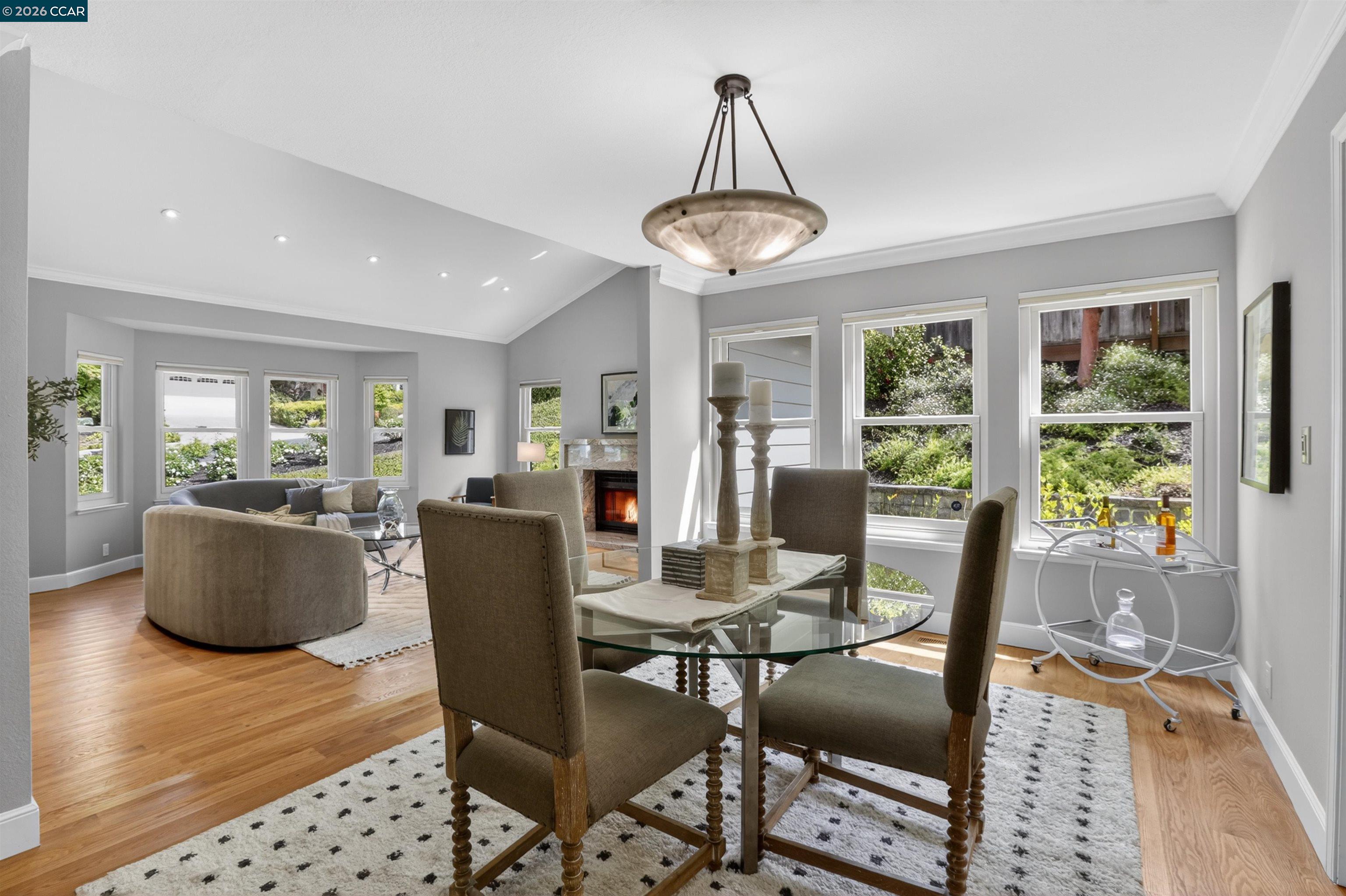 Detail Gallery Image 10 of 46 For 22 Williams Dr, Moraga,  CA 94556 - 5 Beds | 3 Baths