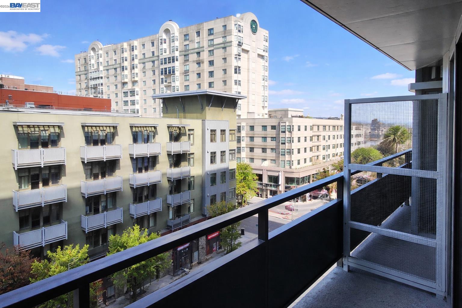 Photo #4: 41131537 Listing: Photo #4