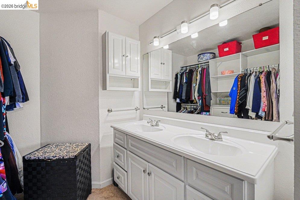 Photo #15: 41131541 Listing: Photo #15