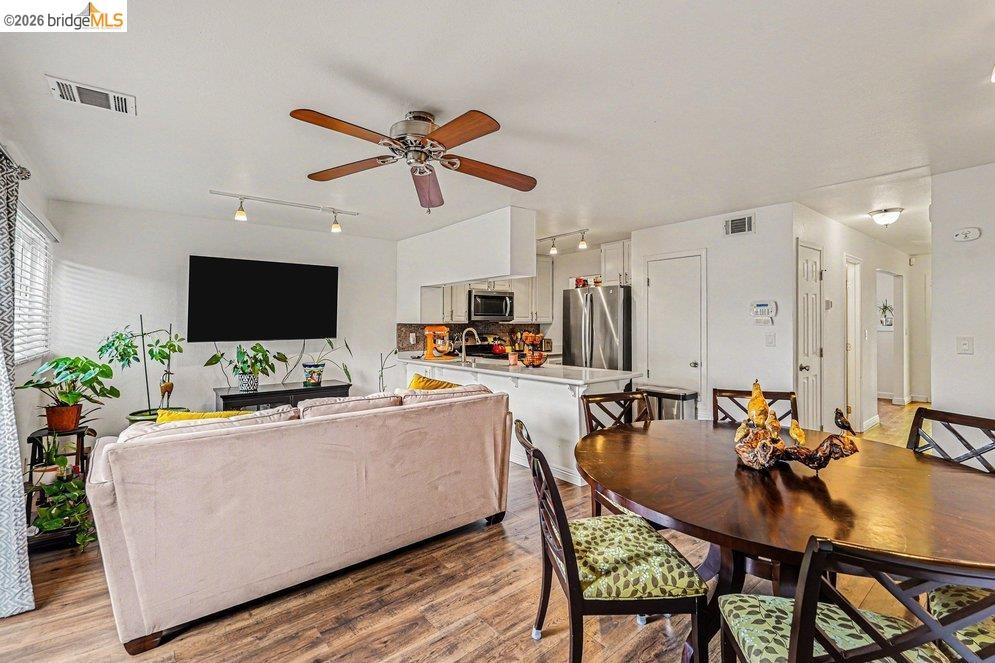 1454 Newhall Pkwy, Concord, CA, 94521