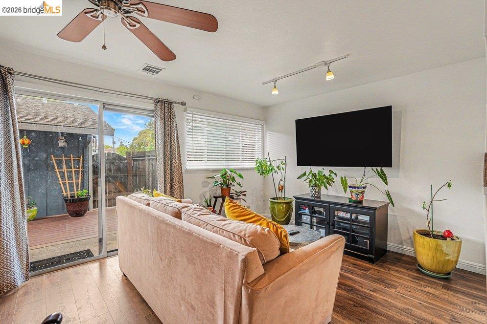 1454 Newhall Pkwy, Concord, CA, 94521