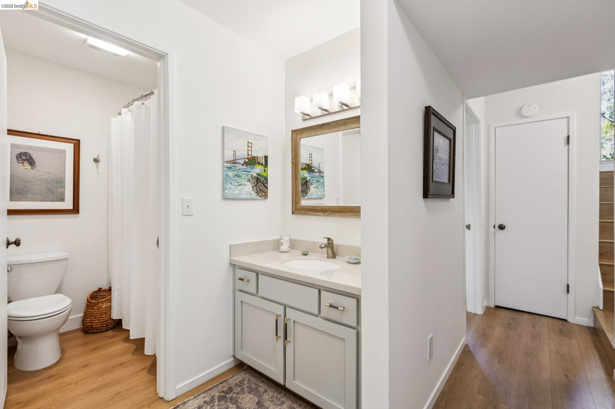 Detail Gallery Image 29 of 41 For 45 Corte Real #1,  Larkspur,  CA 94904 - 2 Beds | 1/1 Baths